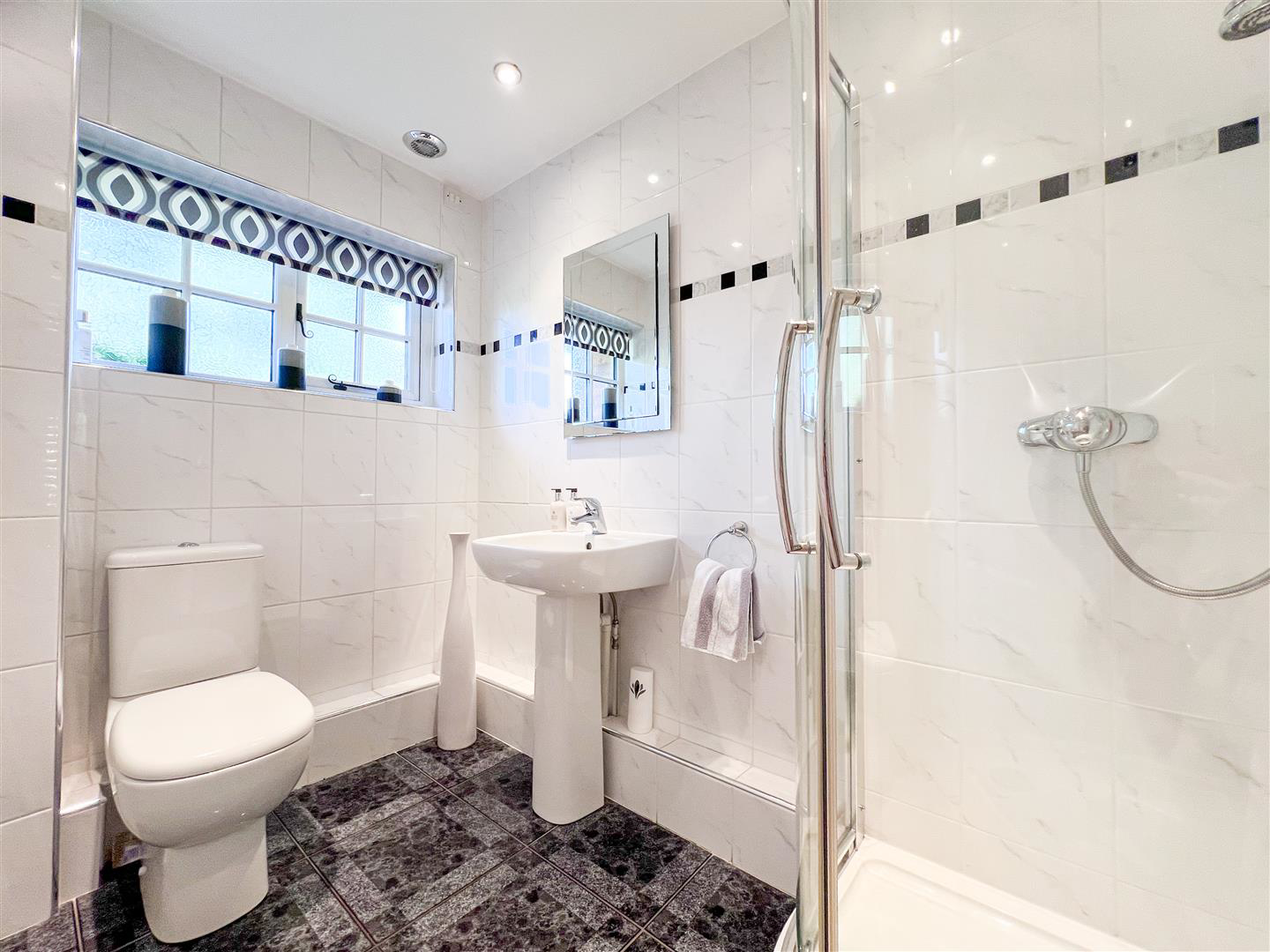 Bagnall Road, Light Oaks, ST2 7LW, photo 17