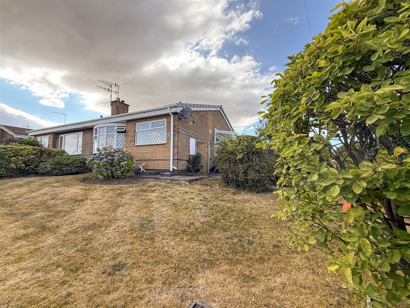 Mansfield Drive, Brown Lees, ST8 6NH