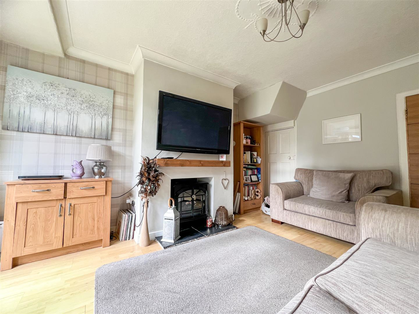 Hillswood Avenue, Leek, ST13 8EQ, photo 3