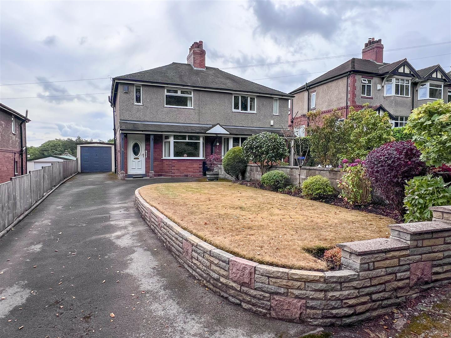Ostlers Lane, Cheddleton, ST13 7HS