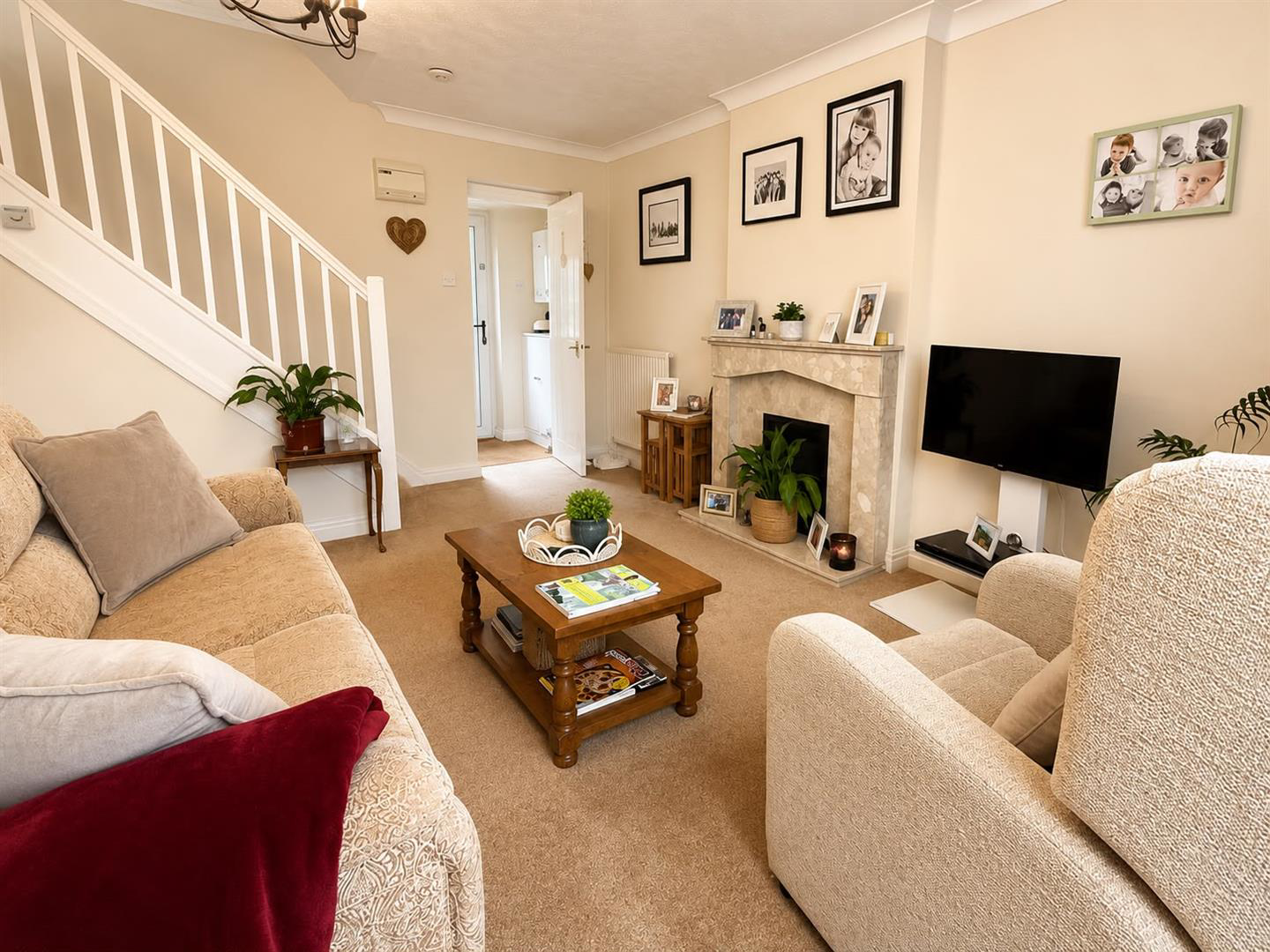 Cotswold Close, Macclesfield, photo 3