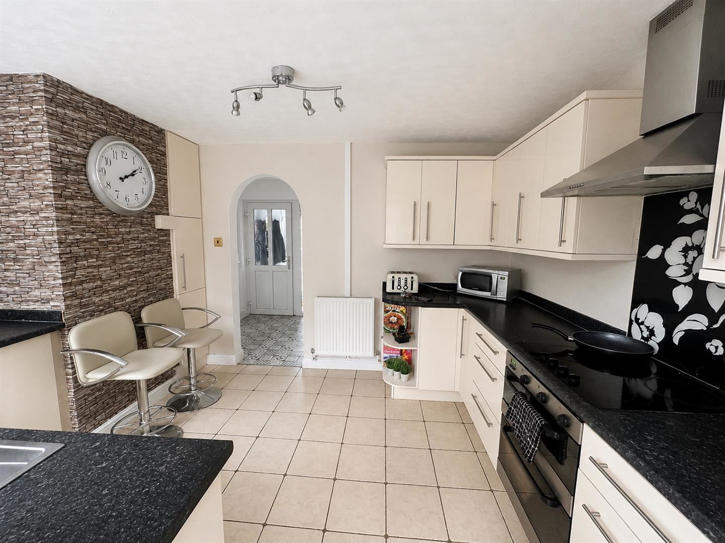 Wentworth Avenue, Macclesfield, photo 5