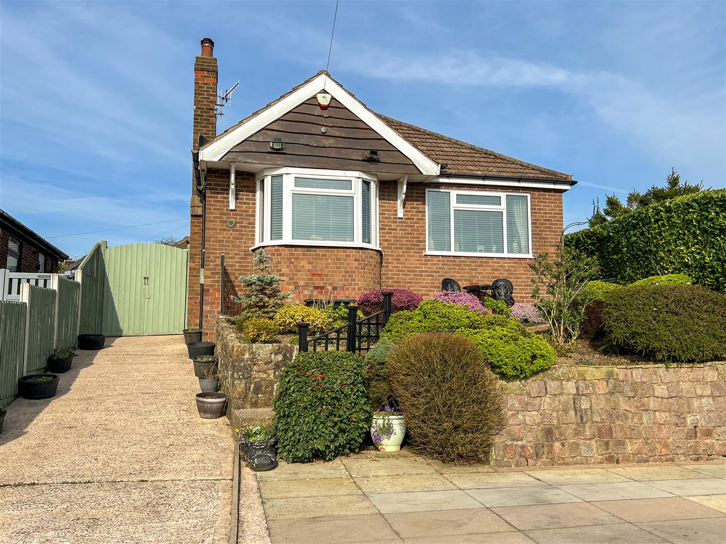 Woodside Avenue, Brown Edge, ST6 8RX