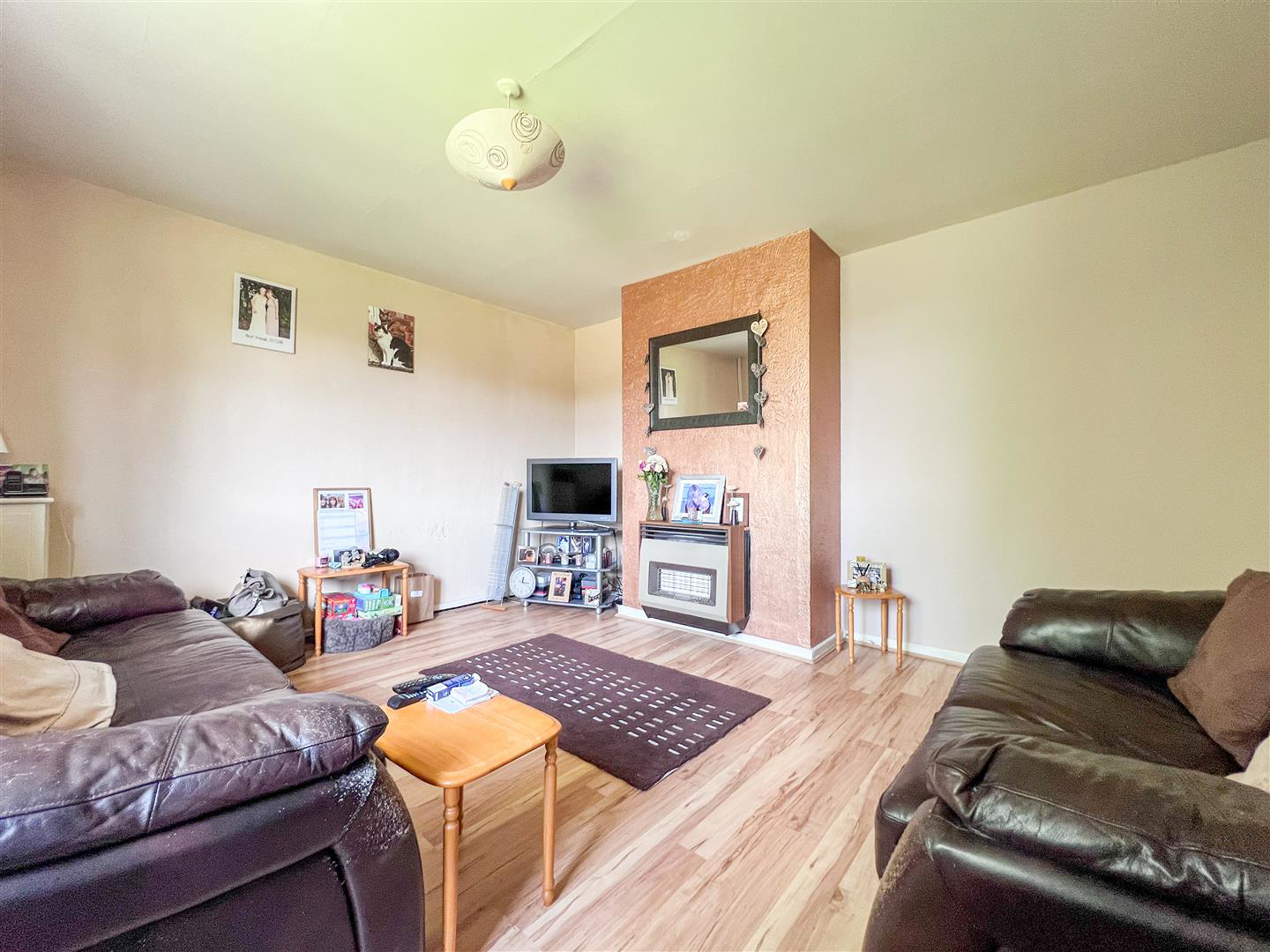 Queens Drive, Leek, ST13 6PZ, photo 5