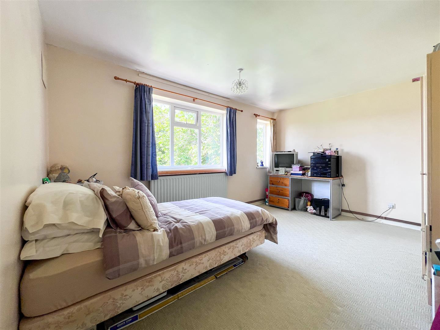 Queens Drive, Leek, ST13 6PZ, photo 13