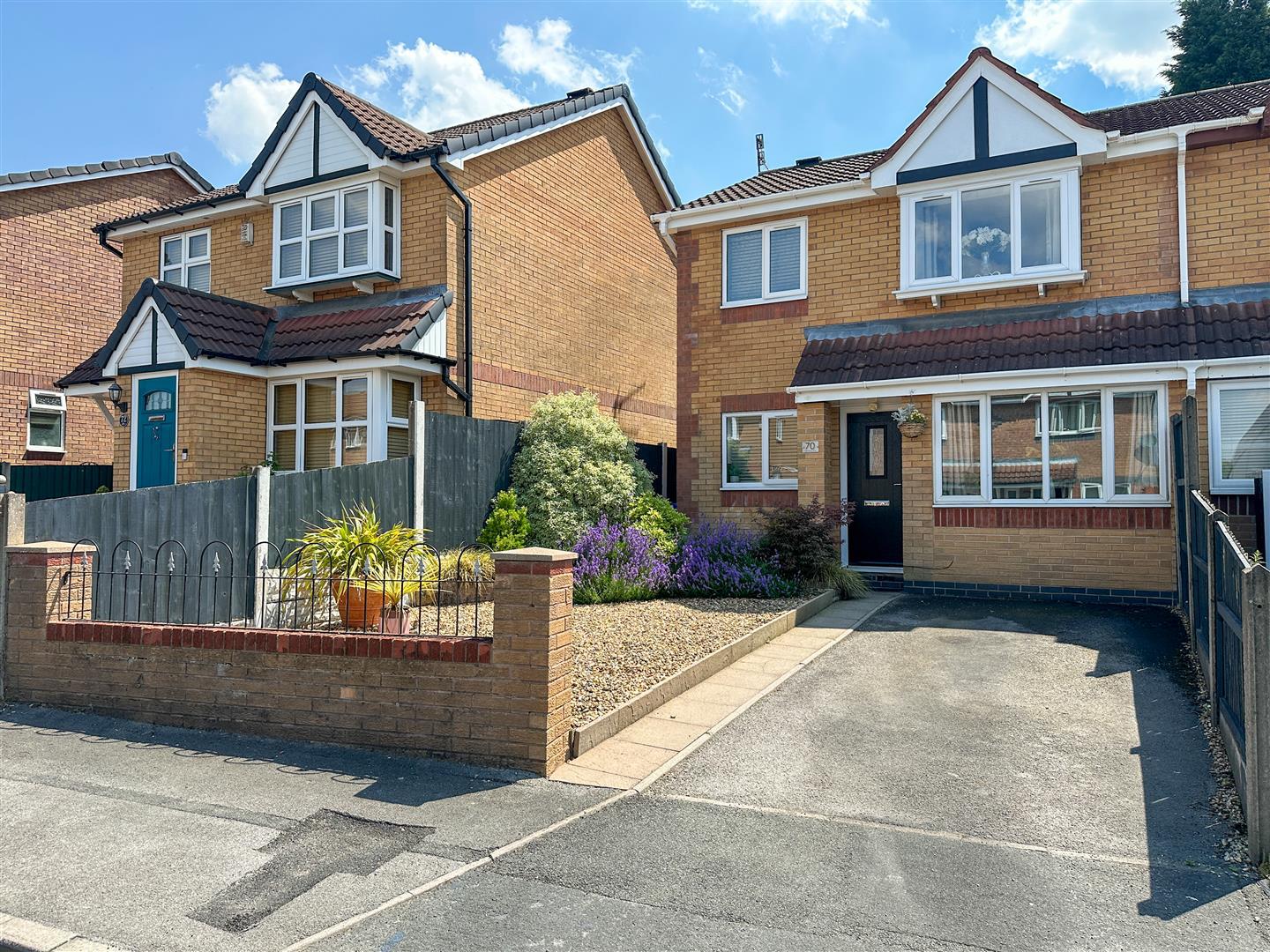 Dairyfields Way, Sneyd Green, Stoke-On-Trent, ST1 6XJ