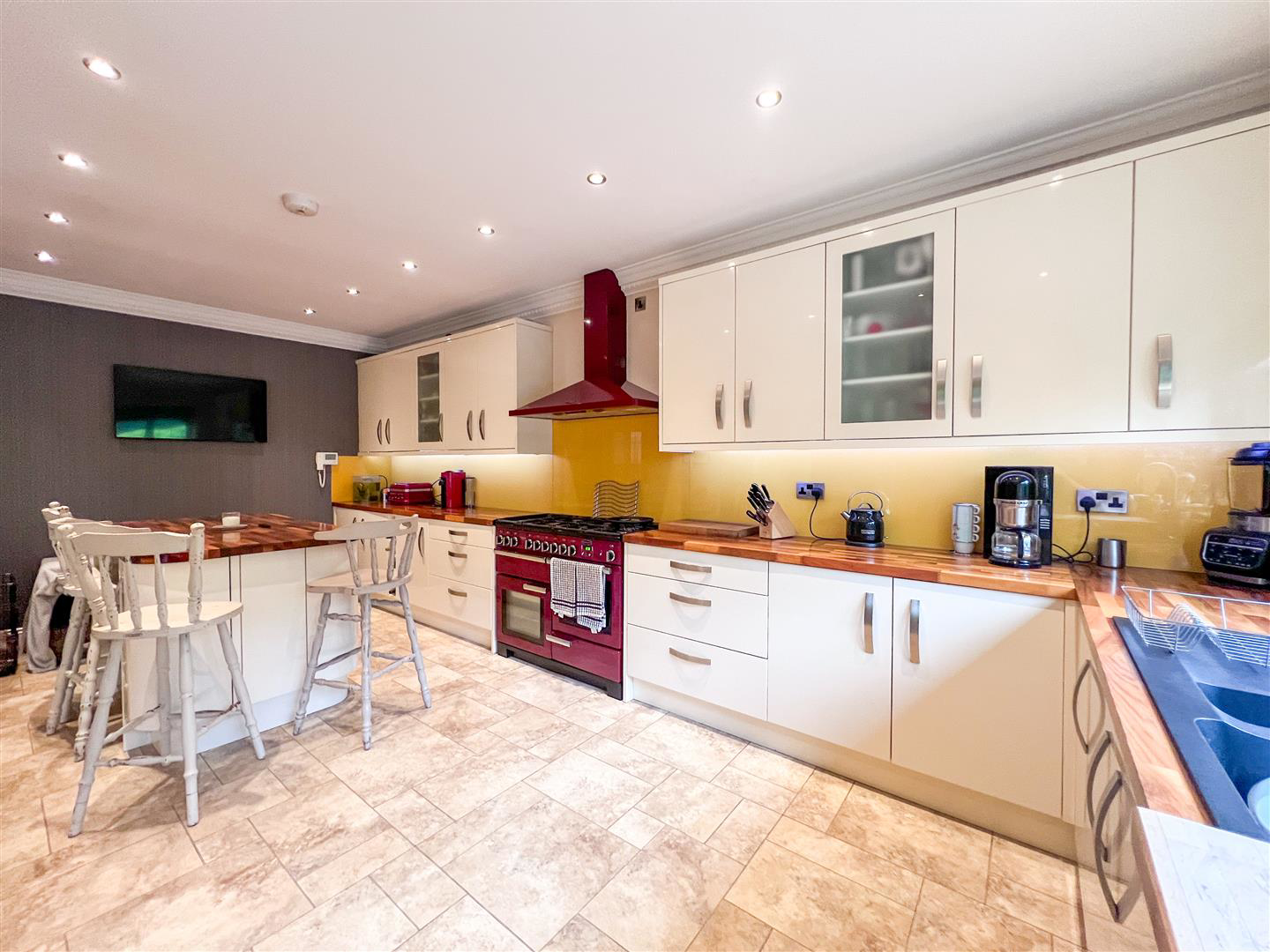 The Willows, Clay Lake, Endon, ST9 9DD, photo 11