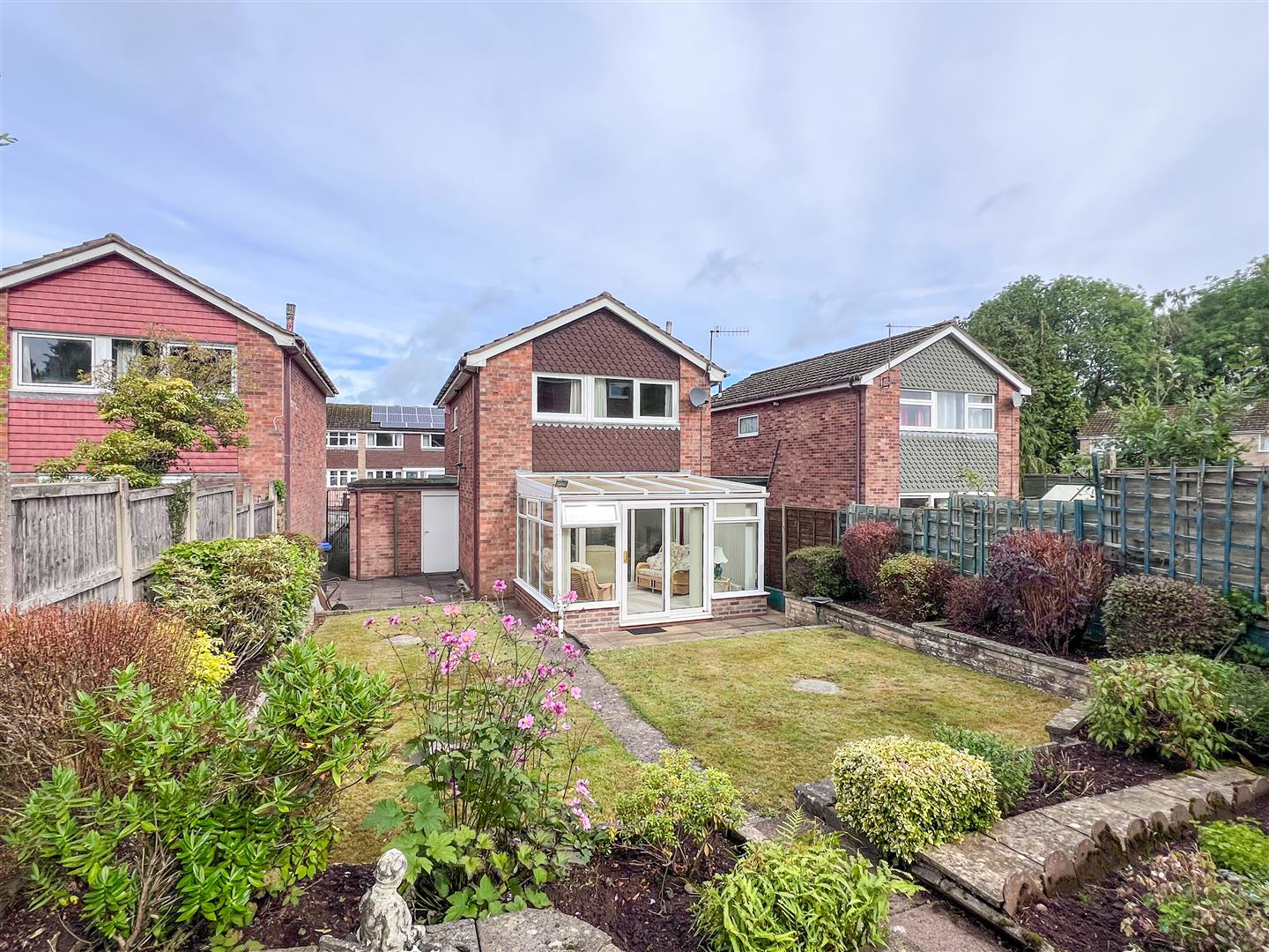 Rochford Close, Leek, ST13 8JH