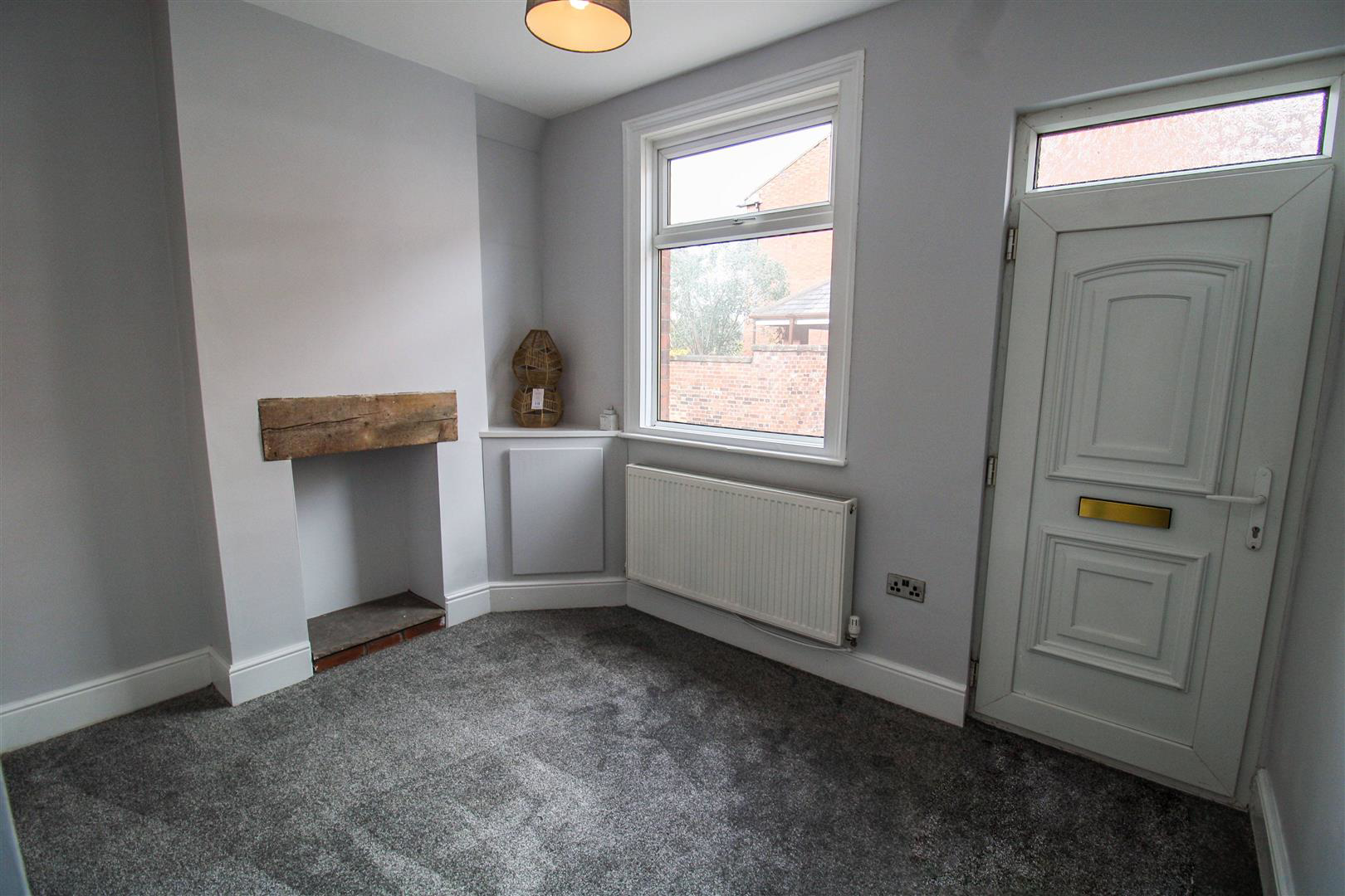 Victoria Street, Leek, ST13, photo 3