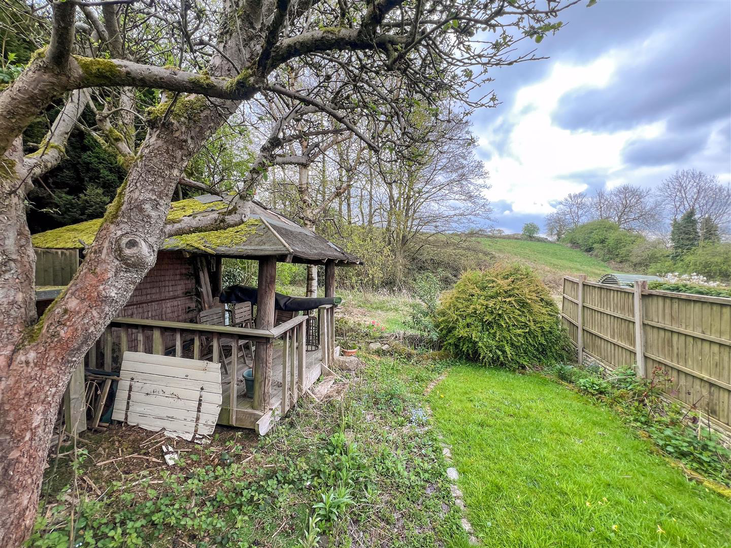 High Lane, Brown Edge, ST6 8RU., photo 38