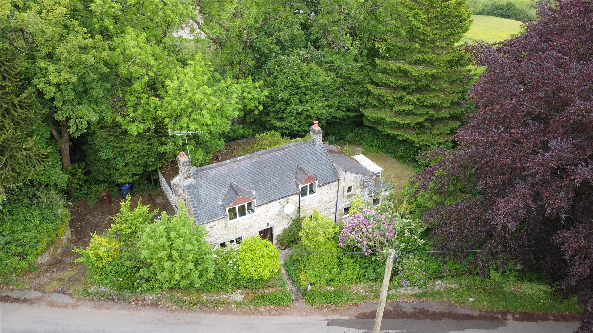 Elkstones, Longnor, SK17 0LU.