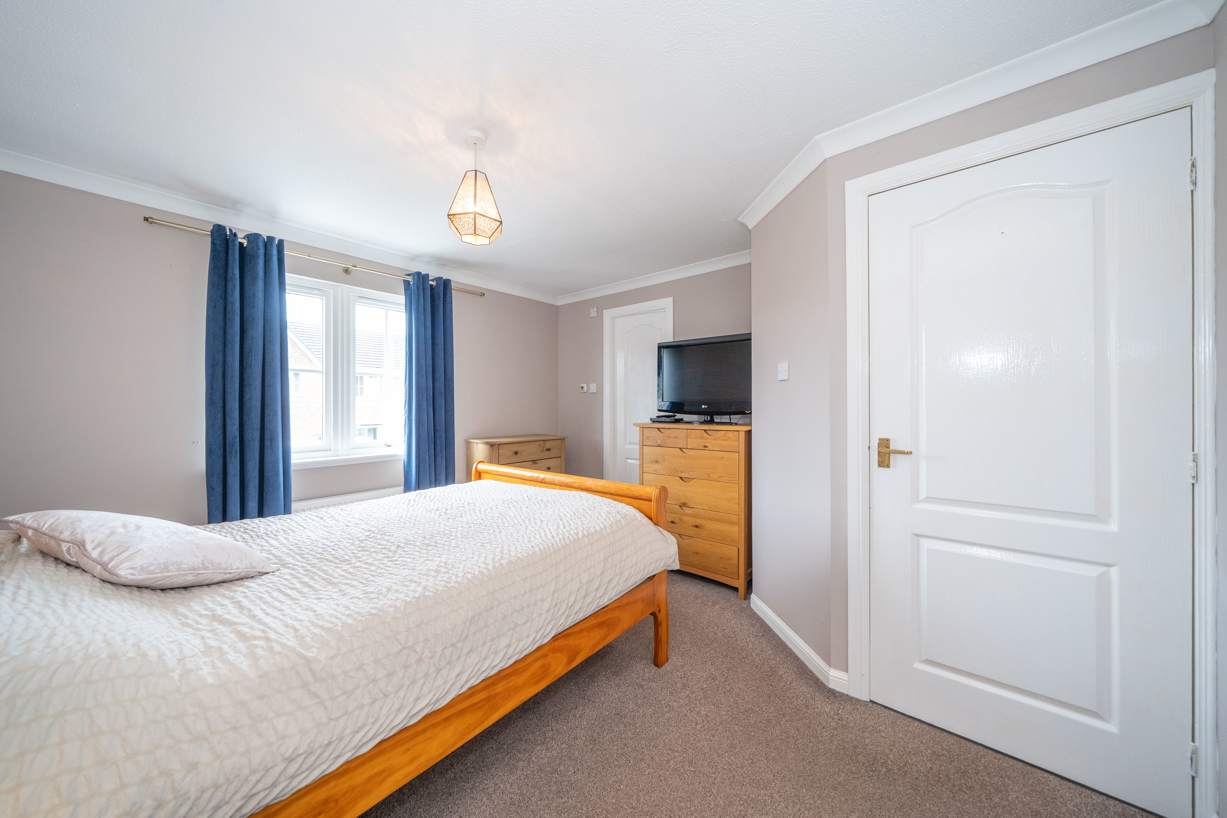 Buchanan Crescent, Eliburn, Livingston, EH54 7EF, photo 19