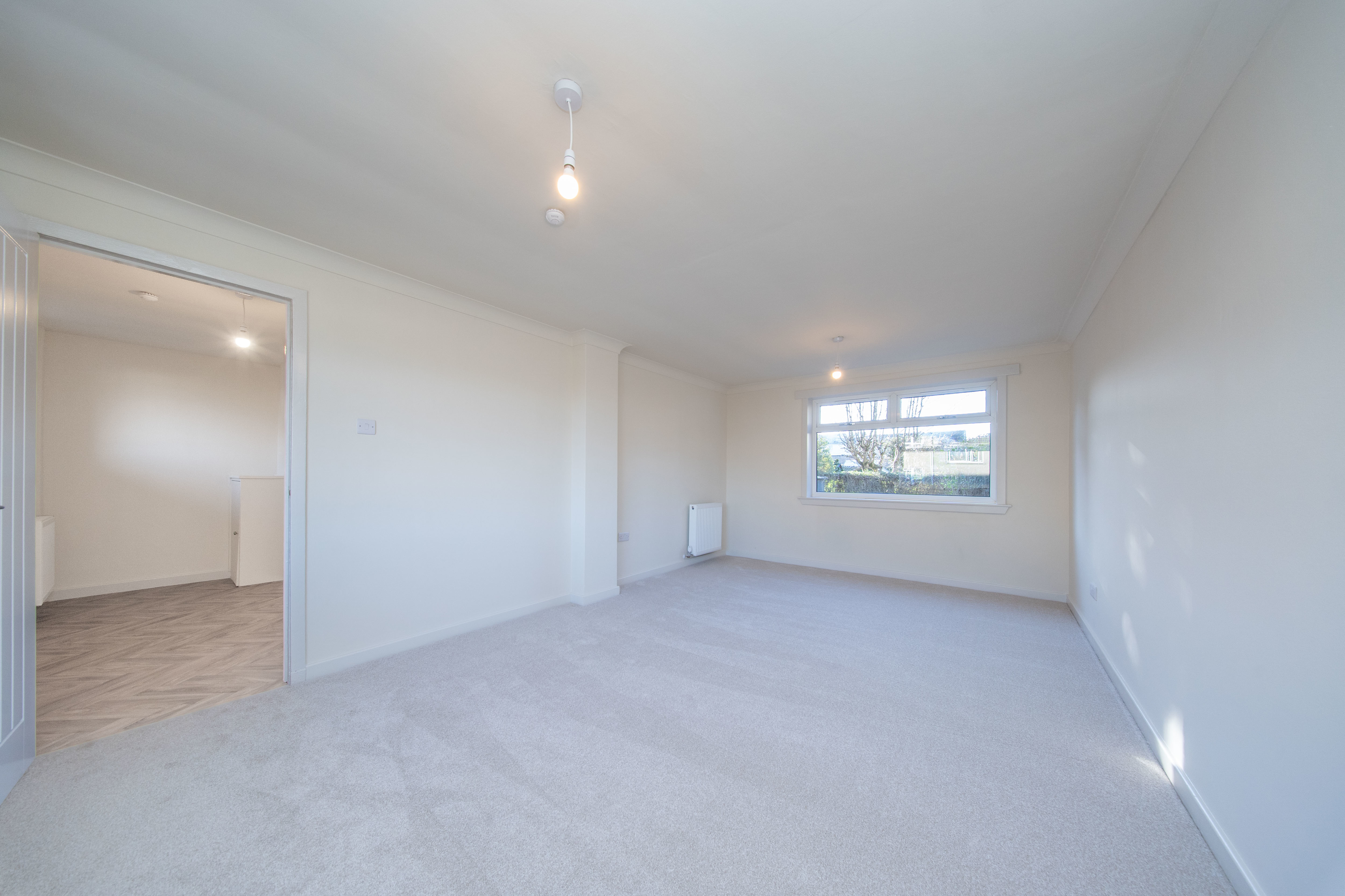 Burnhouse Drive, Whitburn, Bathgate, EH47 0NX, photo 4