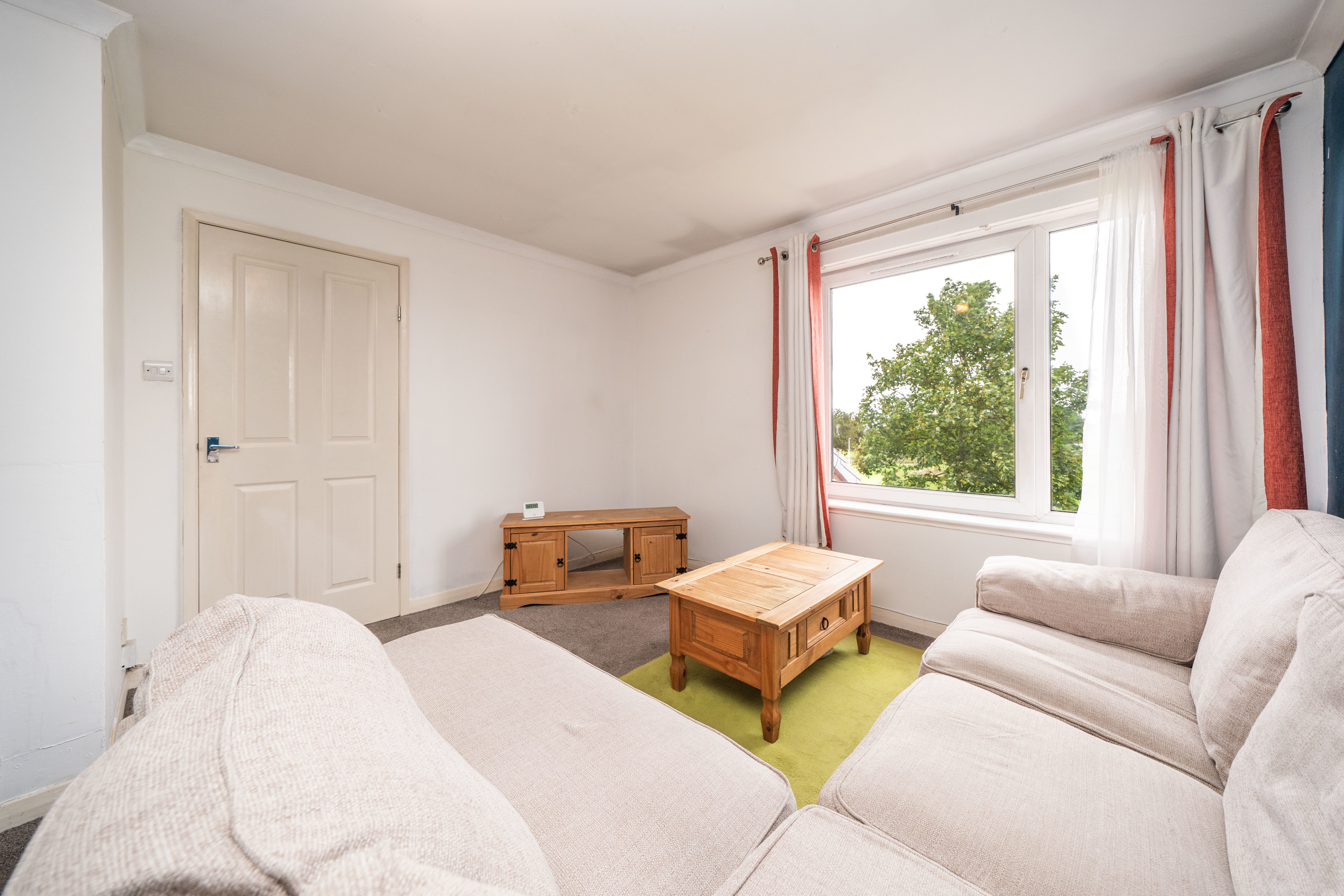 Redcraig Road, East Calder, EH53 0QS, photo 2