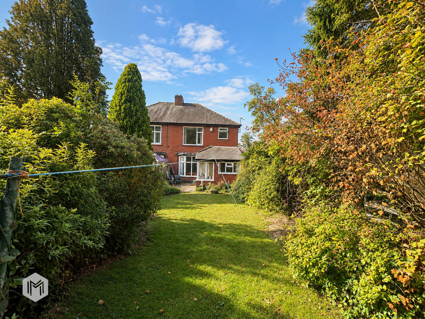 130 Crompton way-15