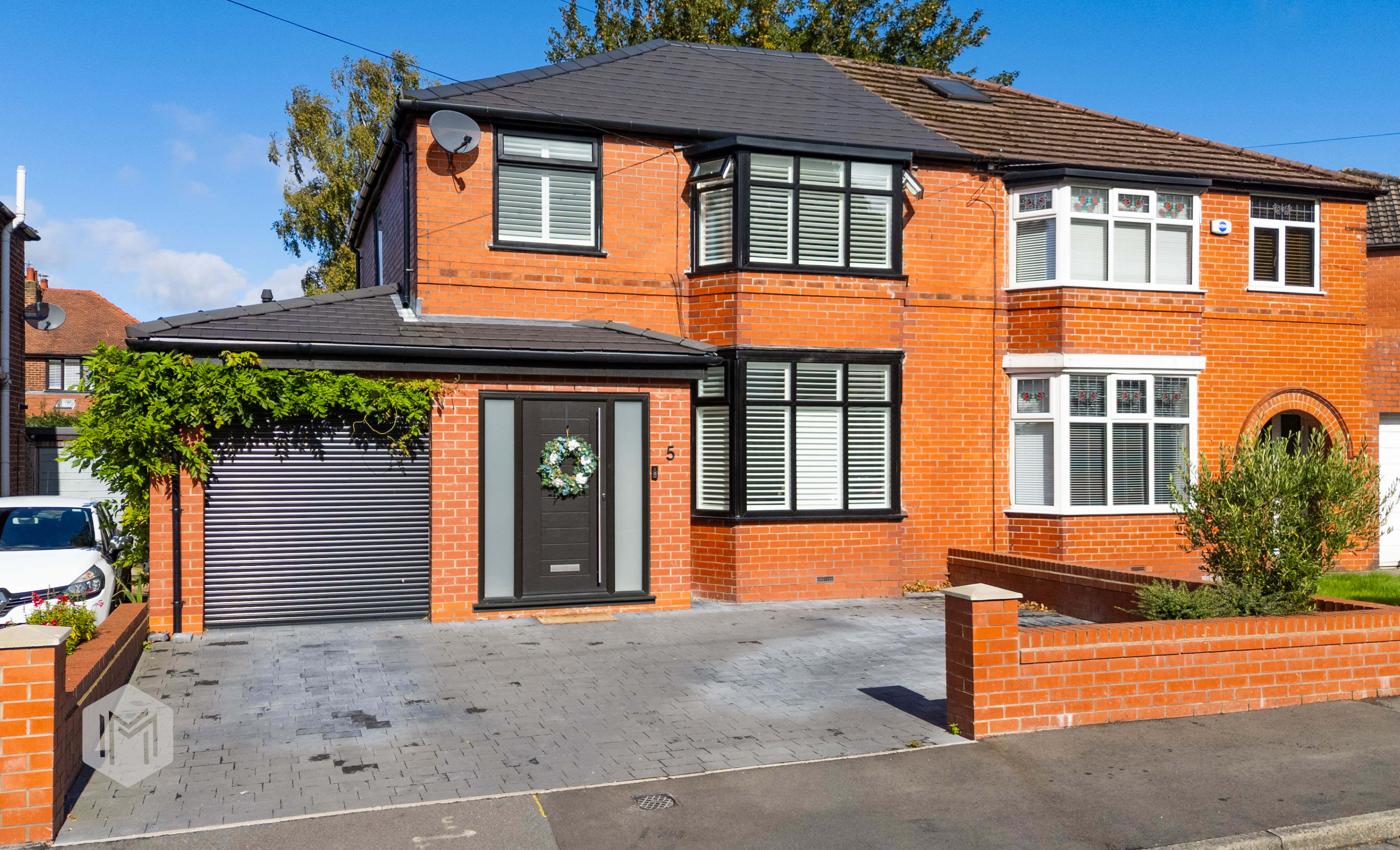 Maple Grove, Worsley, M28