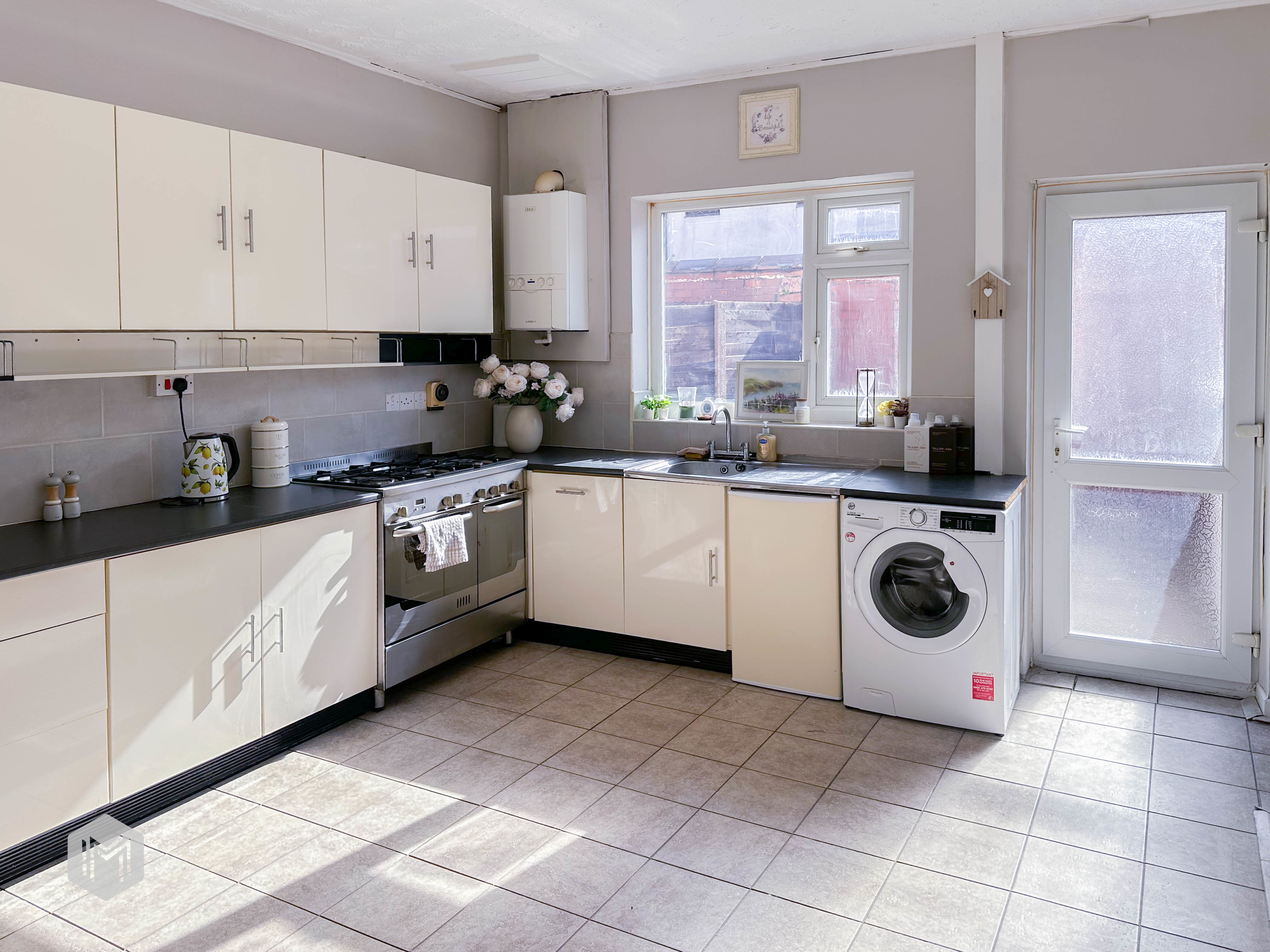 Clarence Street, Farnworth, BL4, photo 3