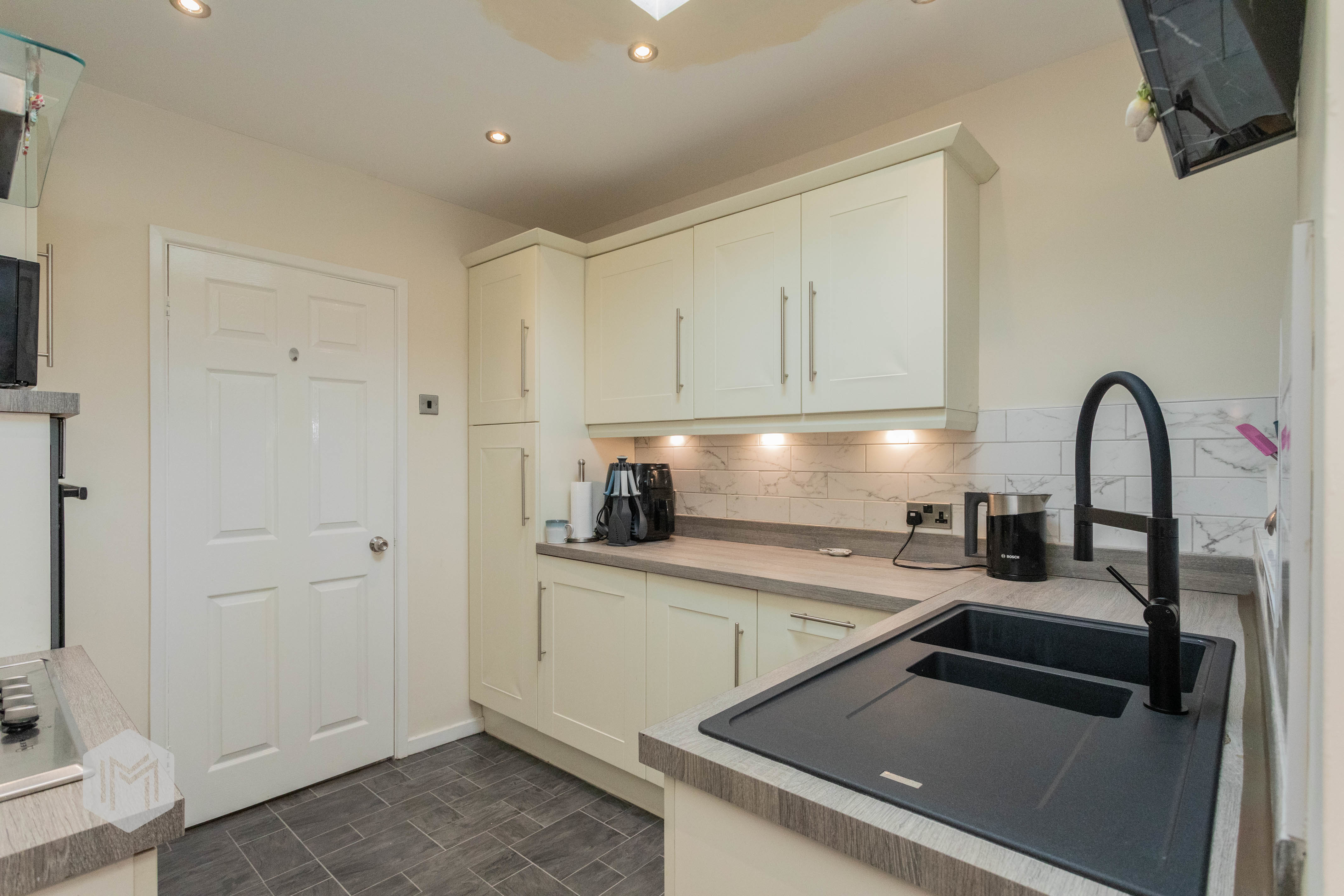Caldwell Close, Tyldesley, M29, photo 3