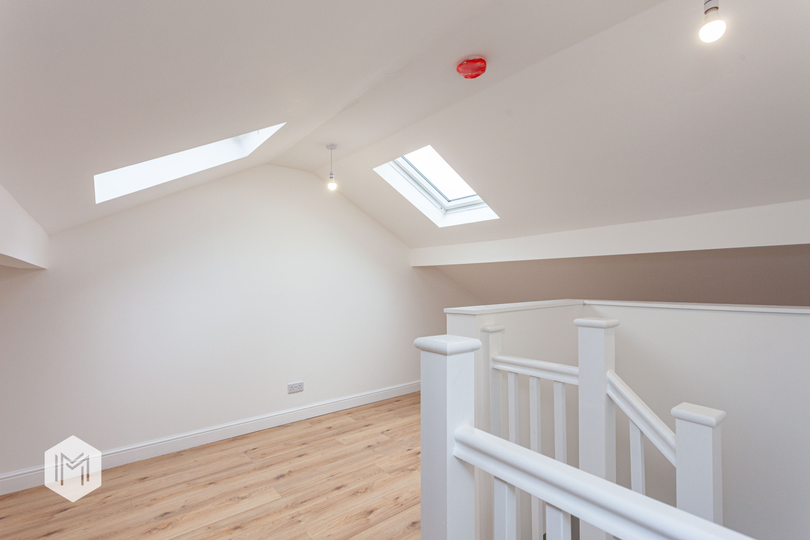 Pool Bank Street, Middleton, M24, photo 17
