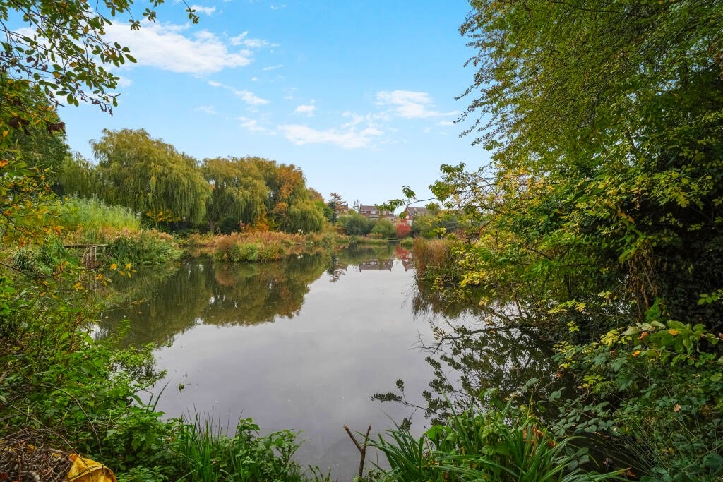 The Secret Valley, Hopefold Drive, Worsley, M28 3PW, photo 12
