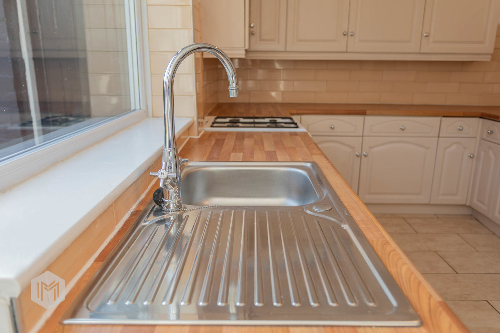 Charles Street, Swinton, M27, photo 11