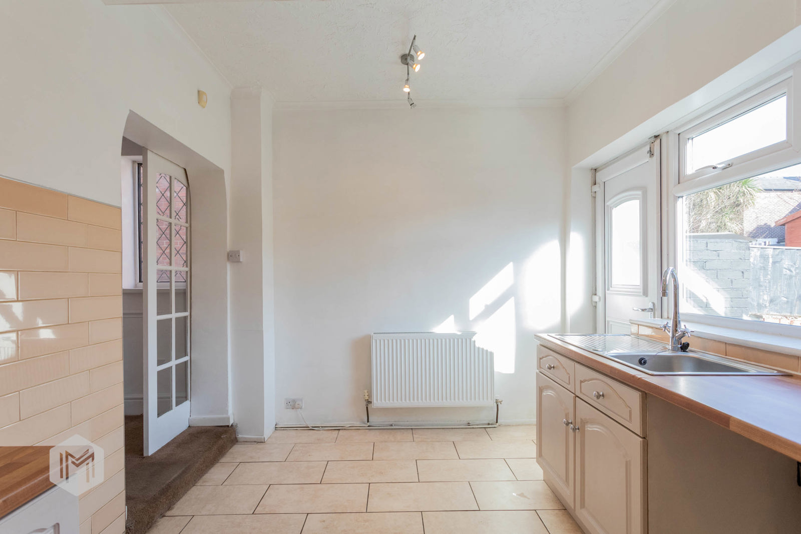 Charles Street, Swinton, M27, photo 10