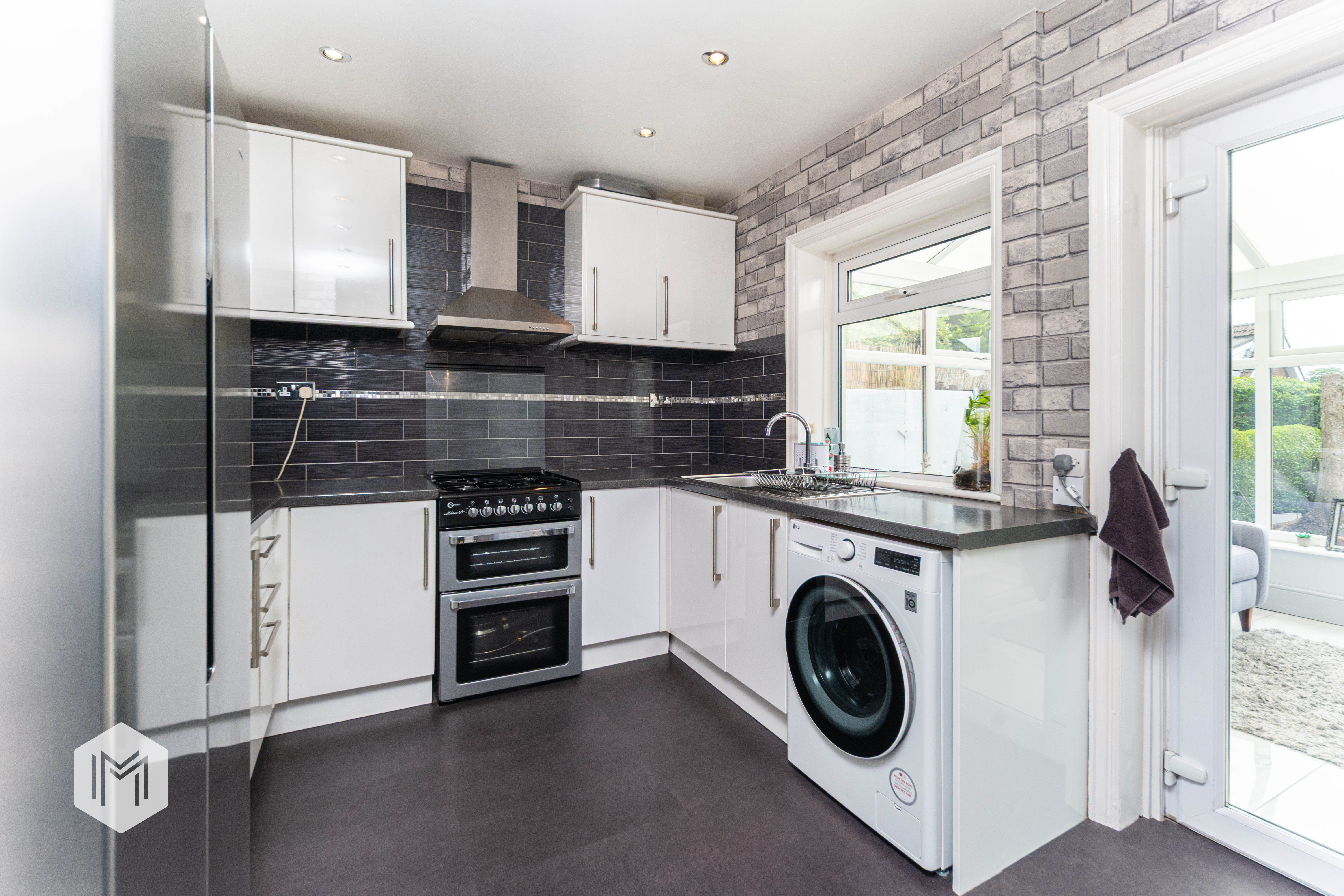 Manchester Road, Tyldesley, M29, photo 3