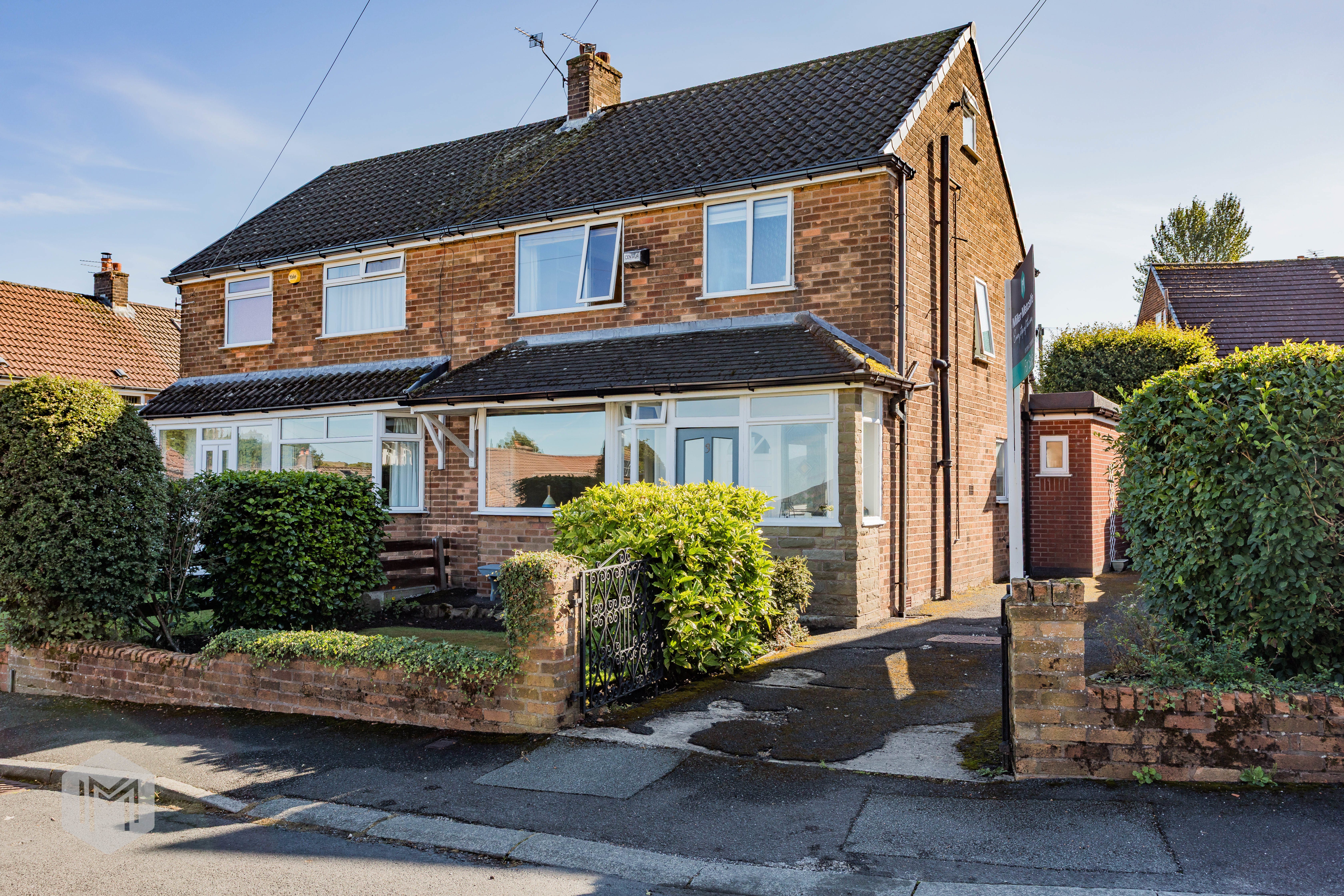 Gleaves Avenue, Bradshaw, Bolton, BL2