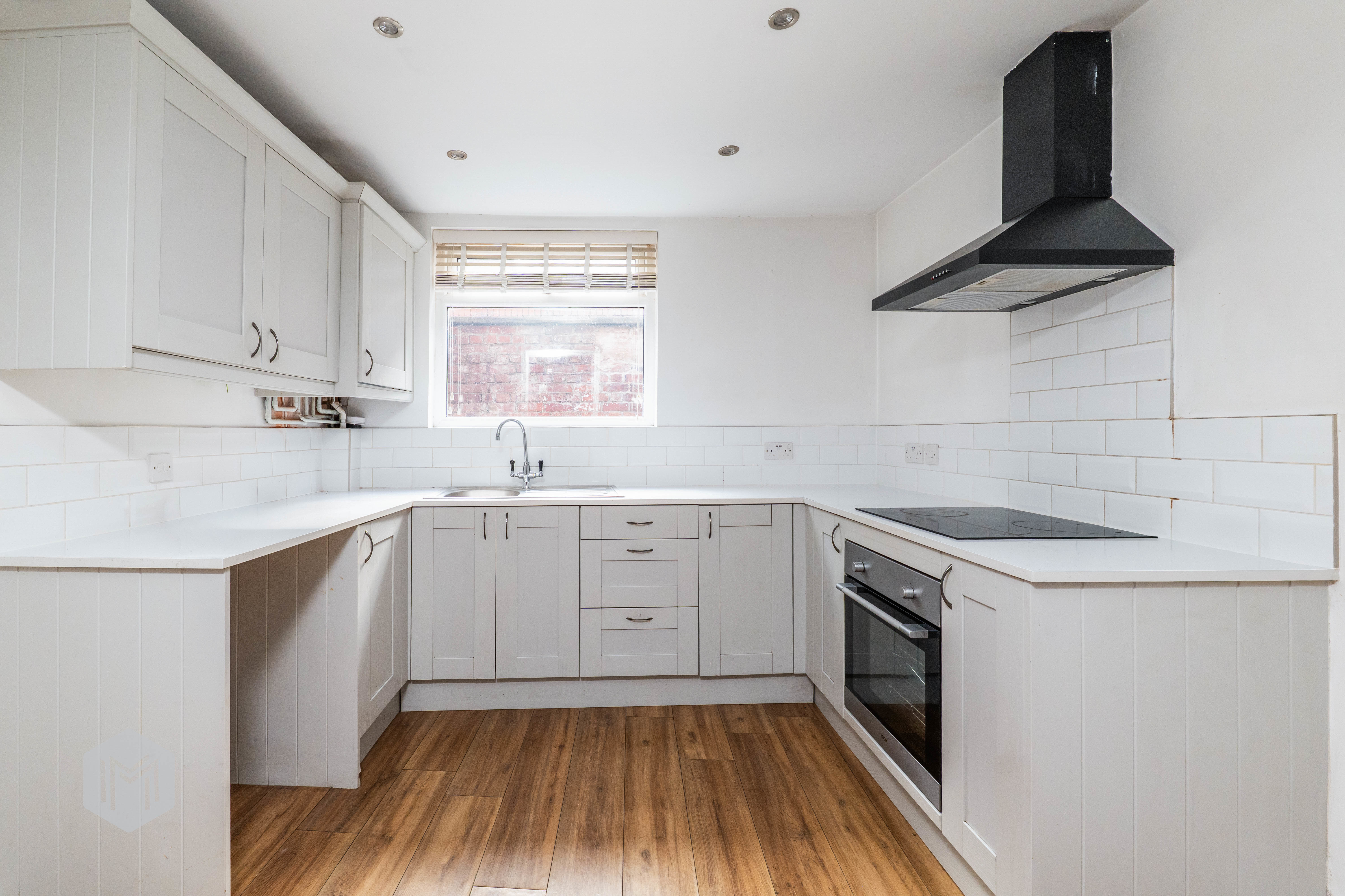 285 Hollins Lane-15