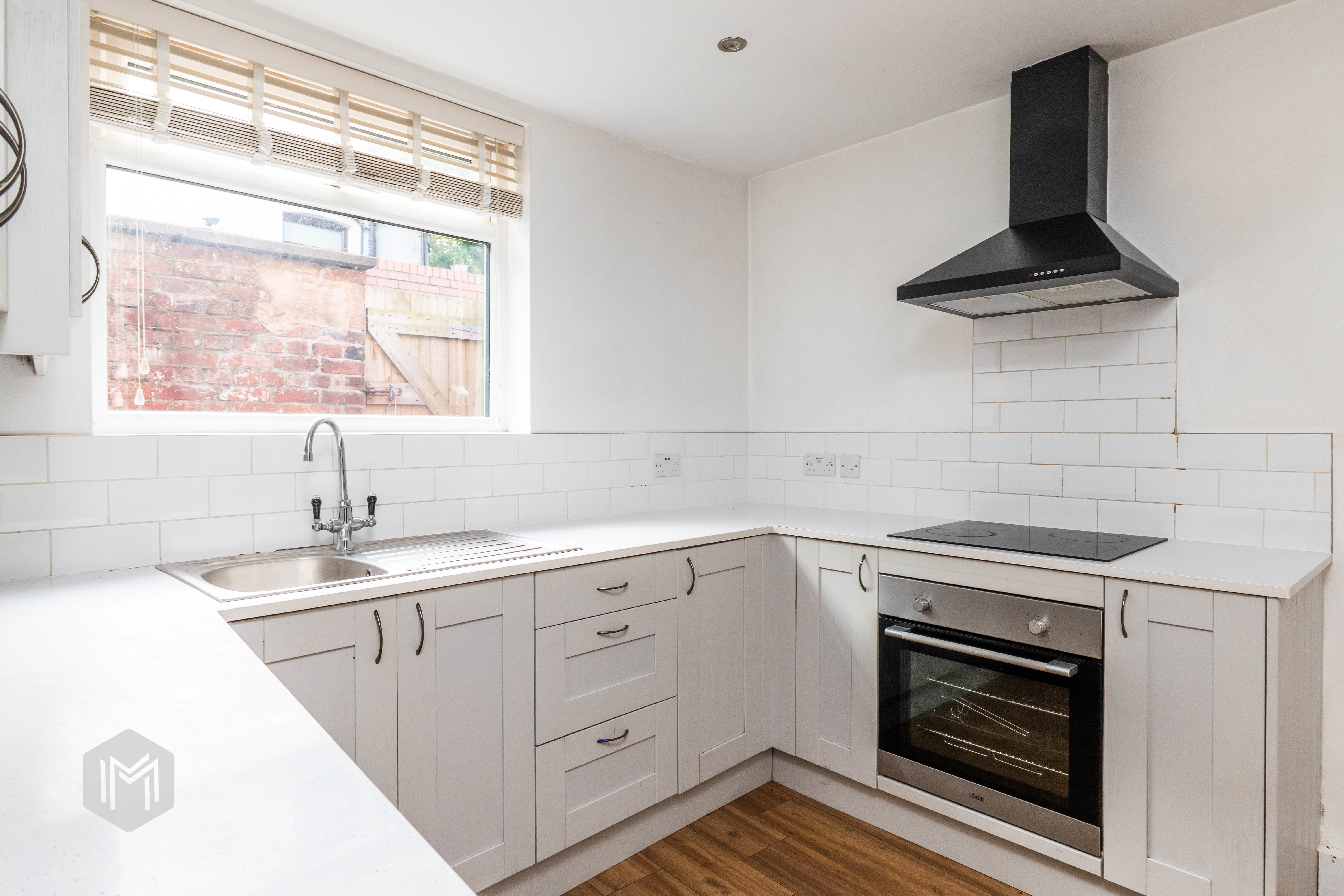 285 Hollins Lane-17