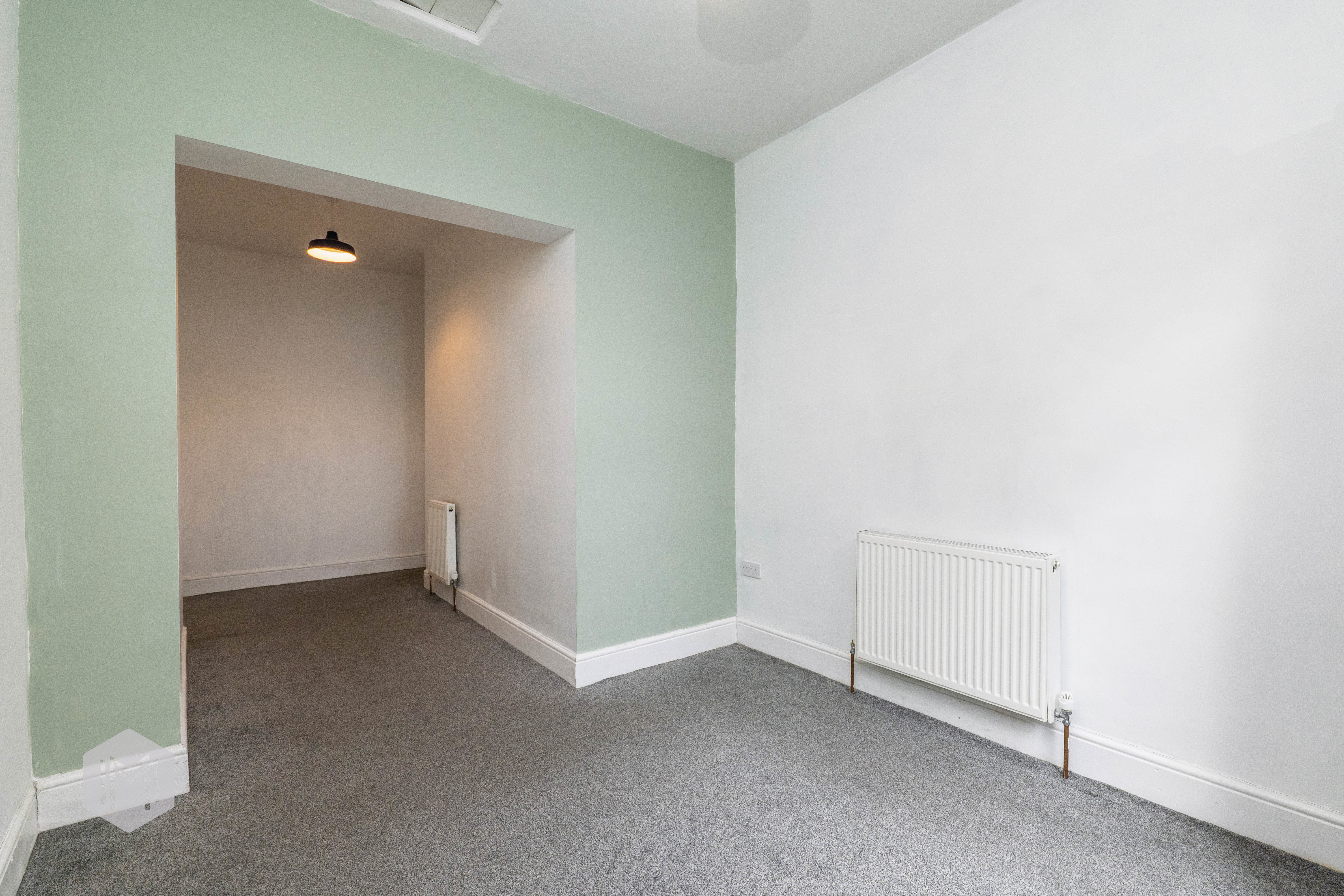 285 Hollins Lane-9