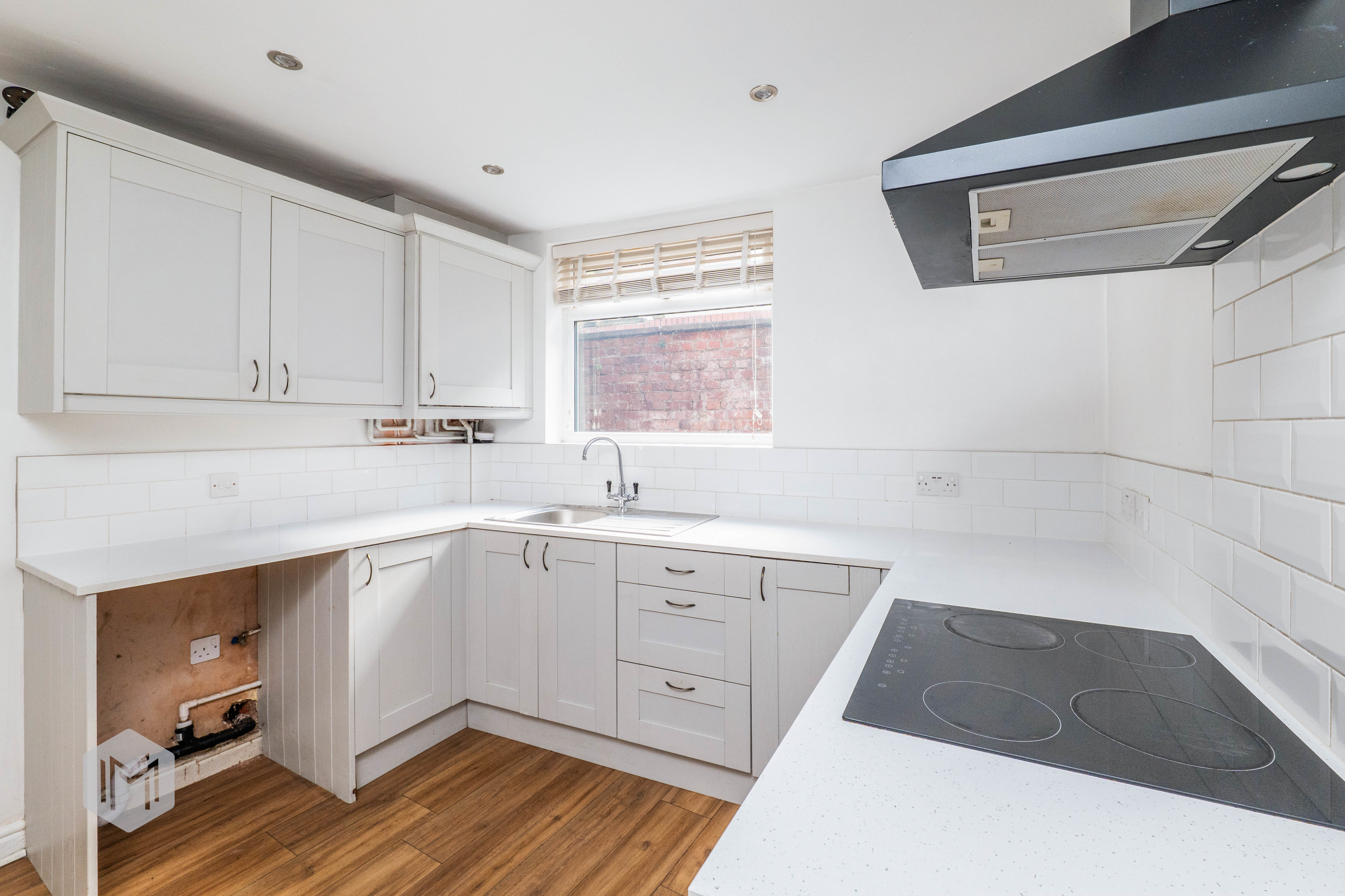 285 Hollins Lane-16