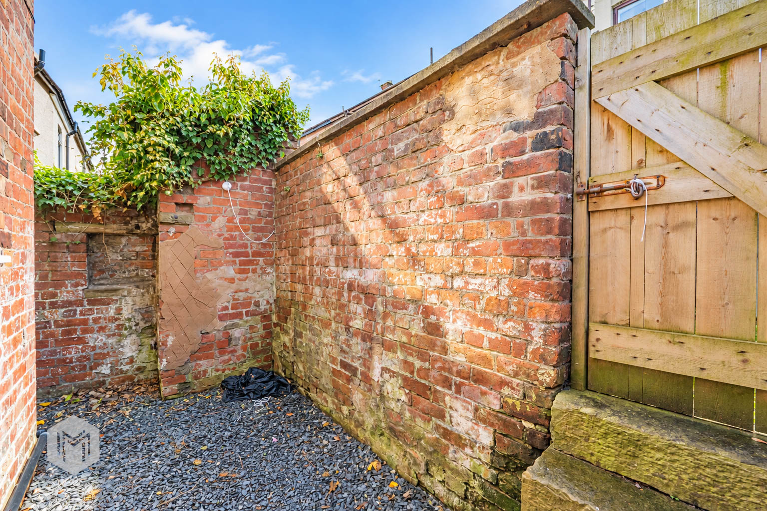 285 Hollins Lane-26