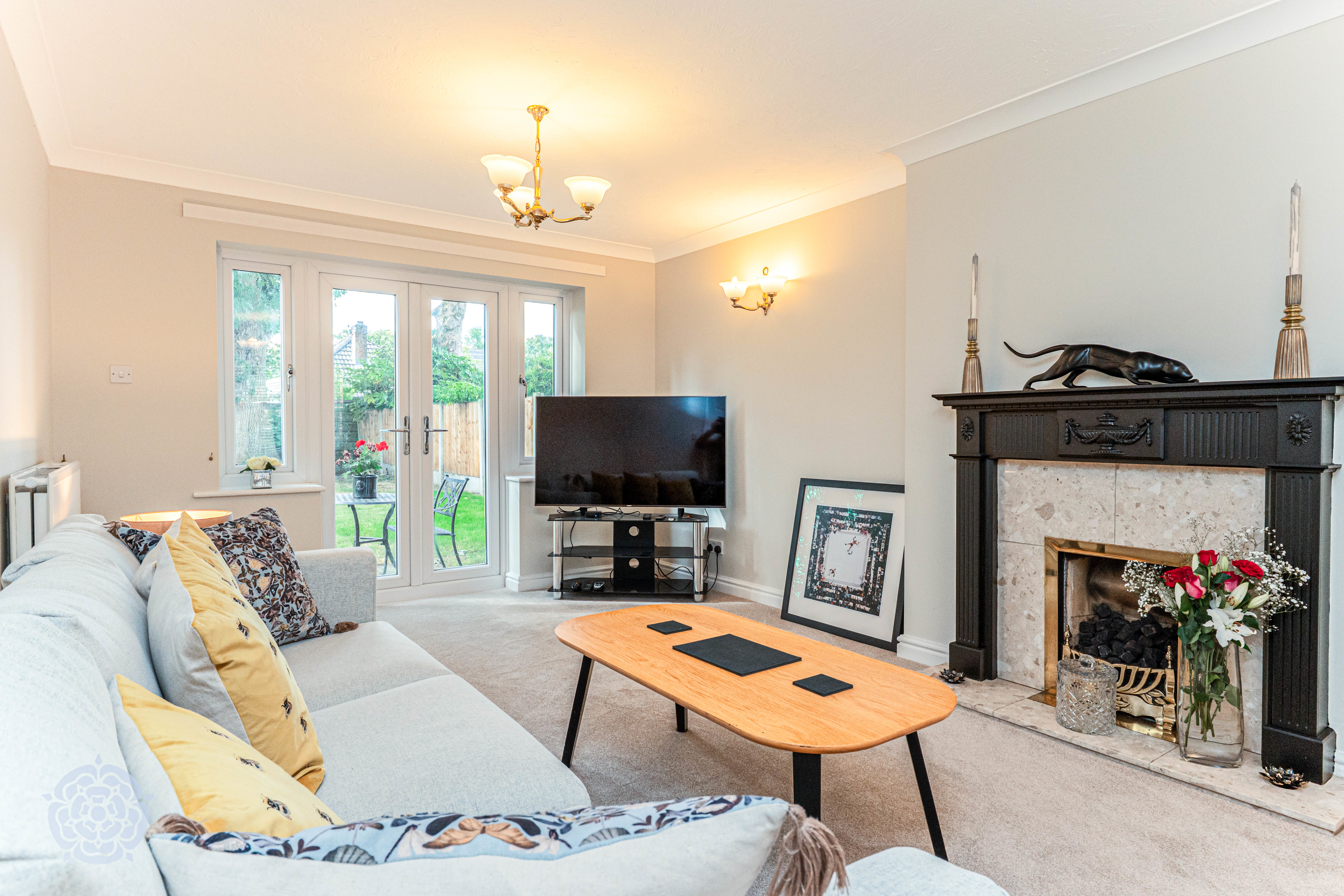 Heaton Court, Bury, BL9, photo 11