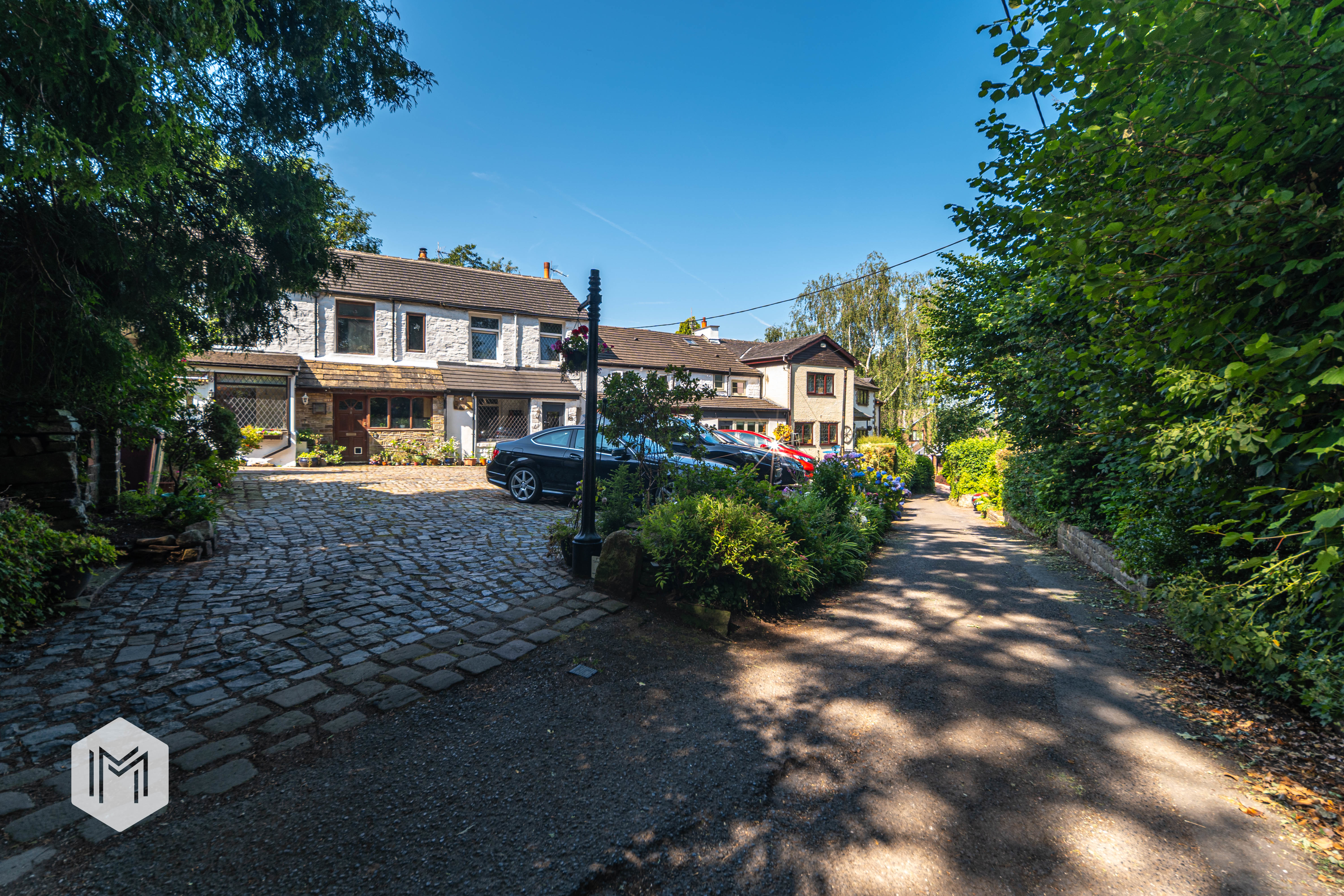 Fir Tree Cottage, Riding Gate, Harwood, Bolton, BL2, photo 2