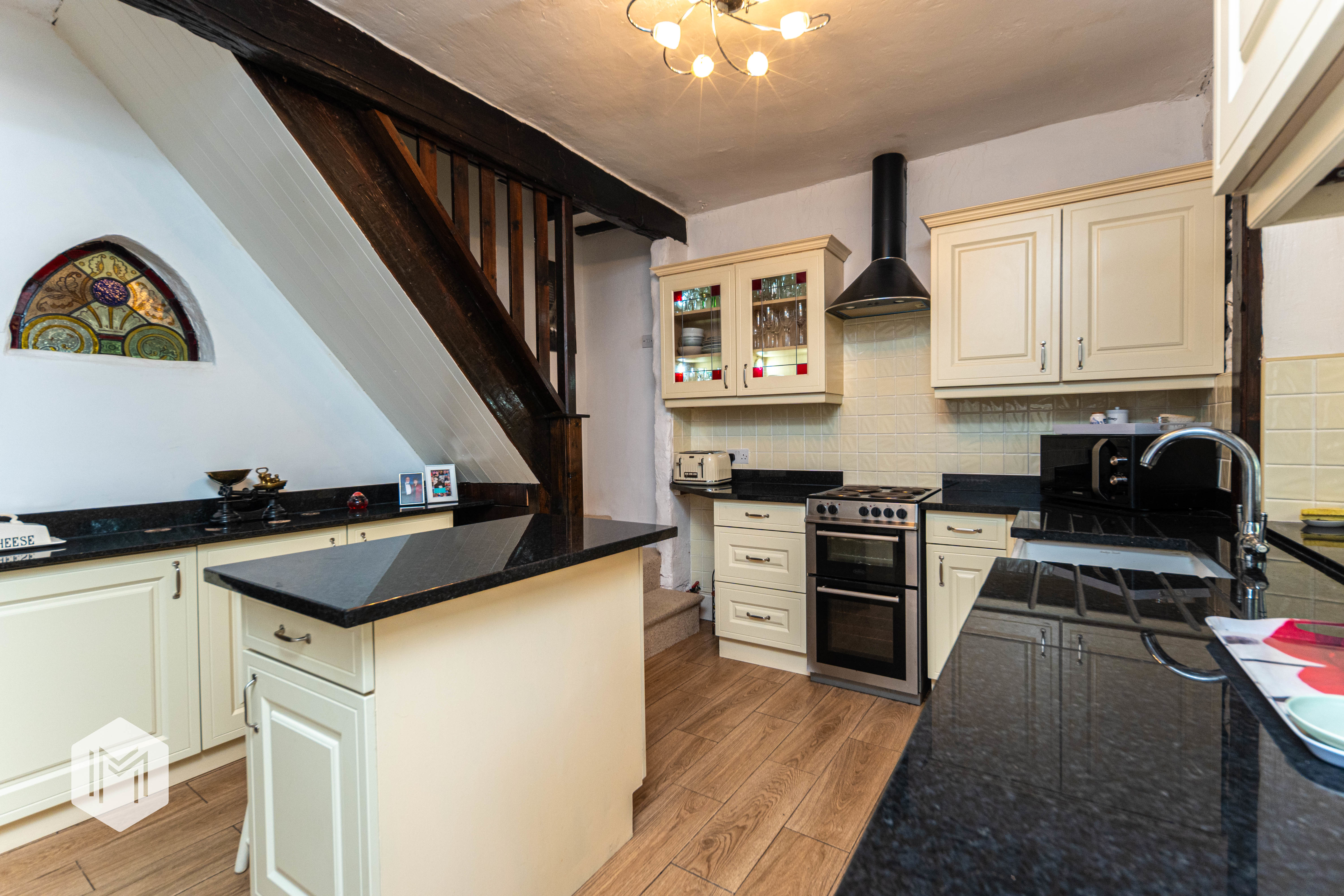 Fir Tree Cottage, Riding Gate, Harwood, Bolton, BL2, photo 5