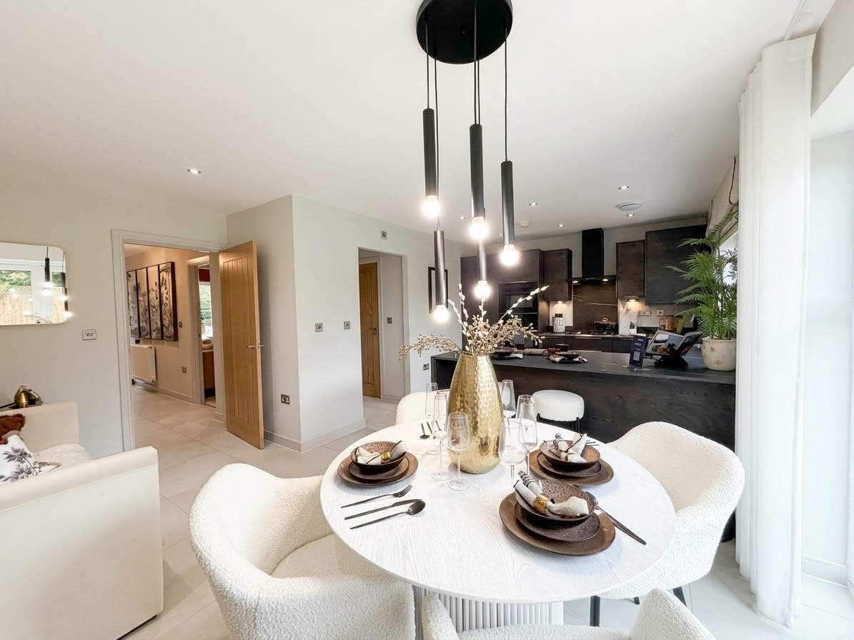 Deacons Close, Croft, WA3