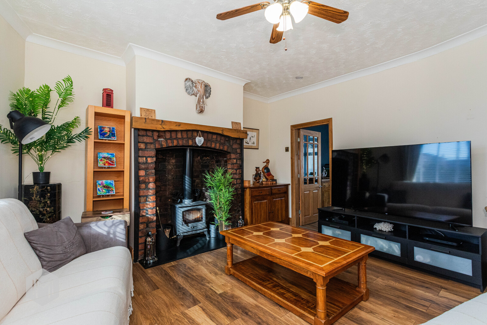 Oxford Street, Leigh, WN7, photo 2