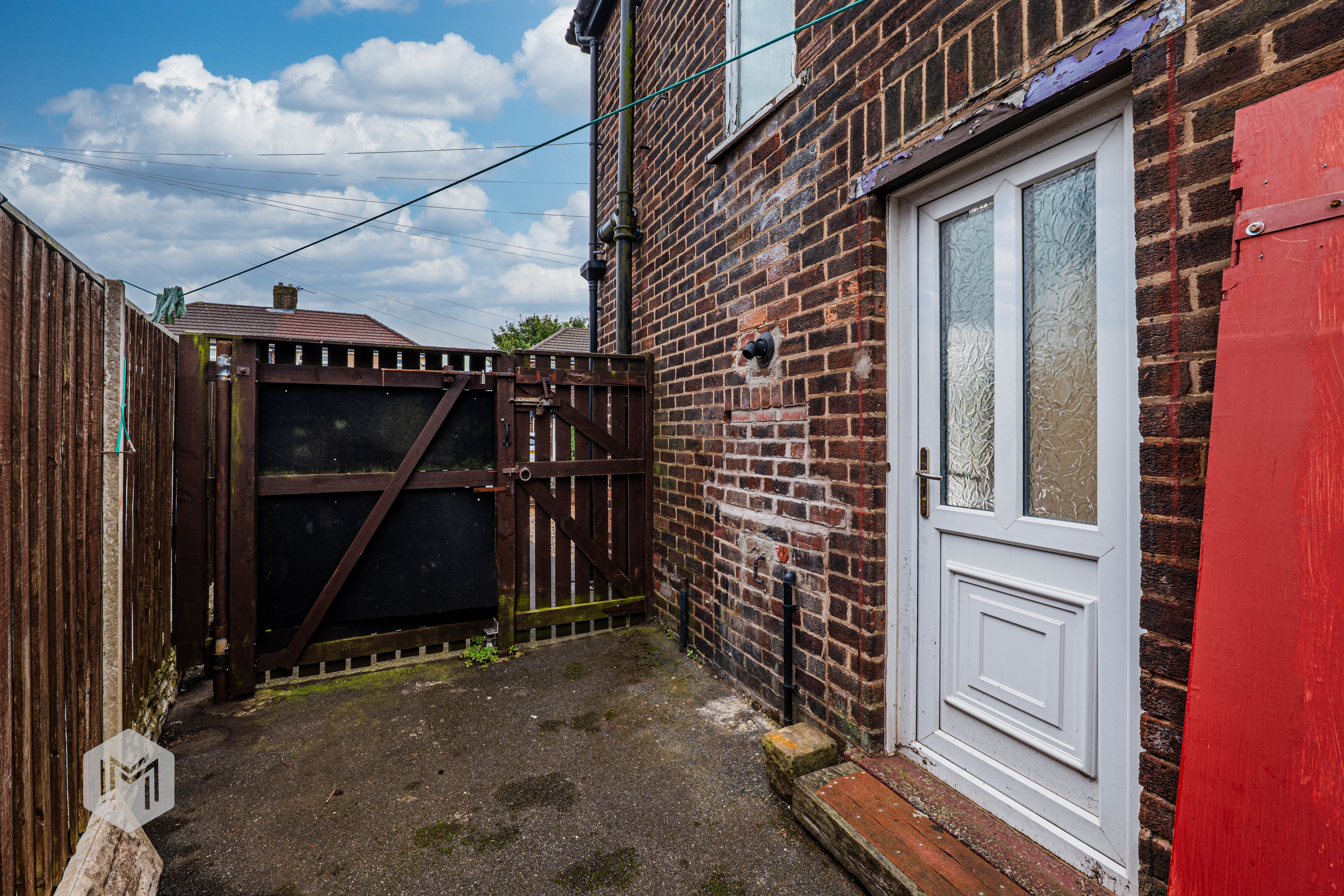 P1383503-Edit