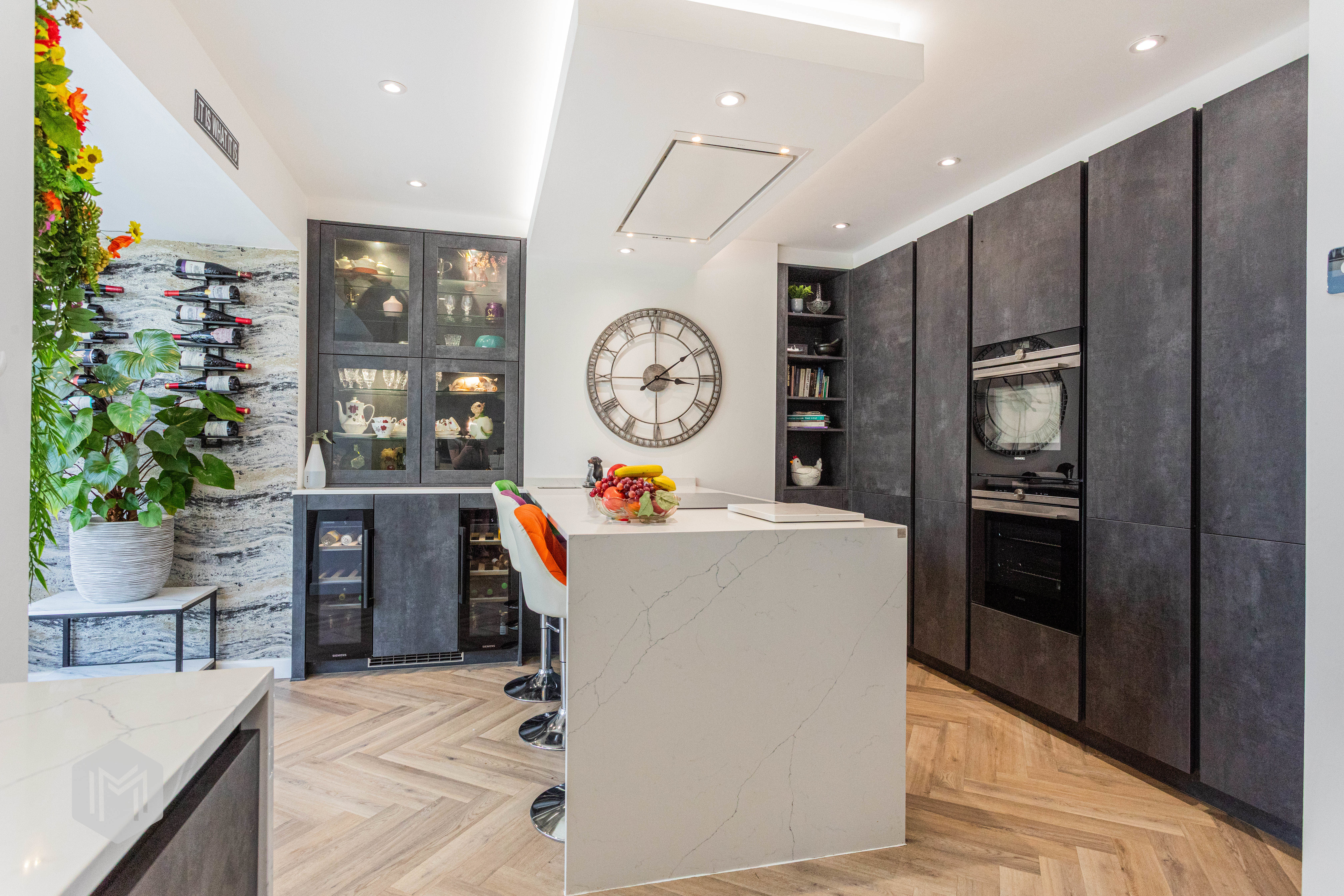 Botany Road, Eccles, M30