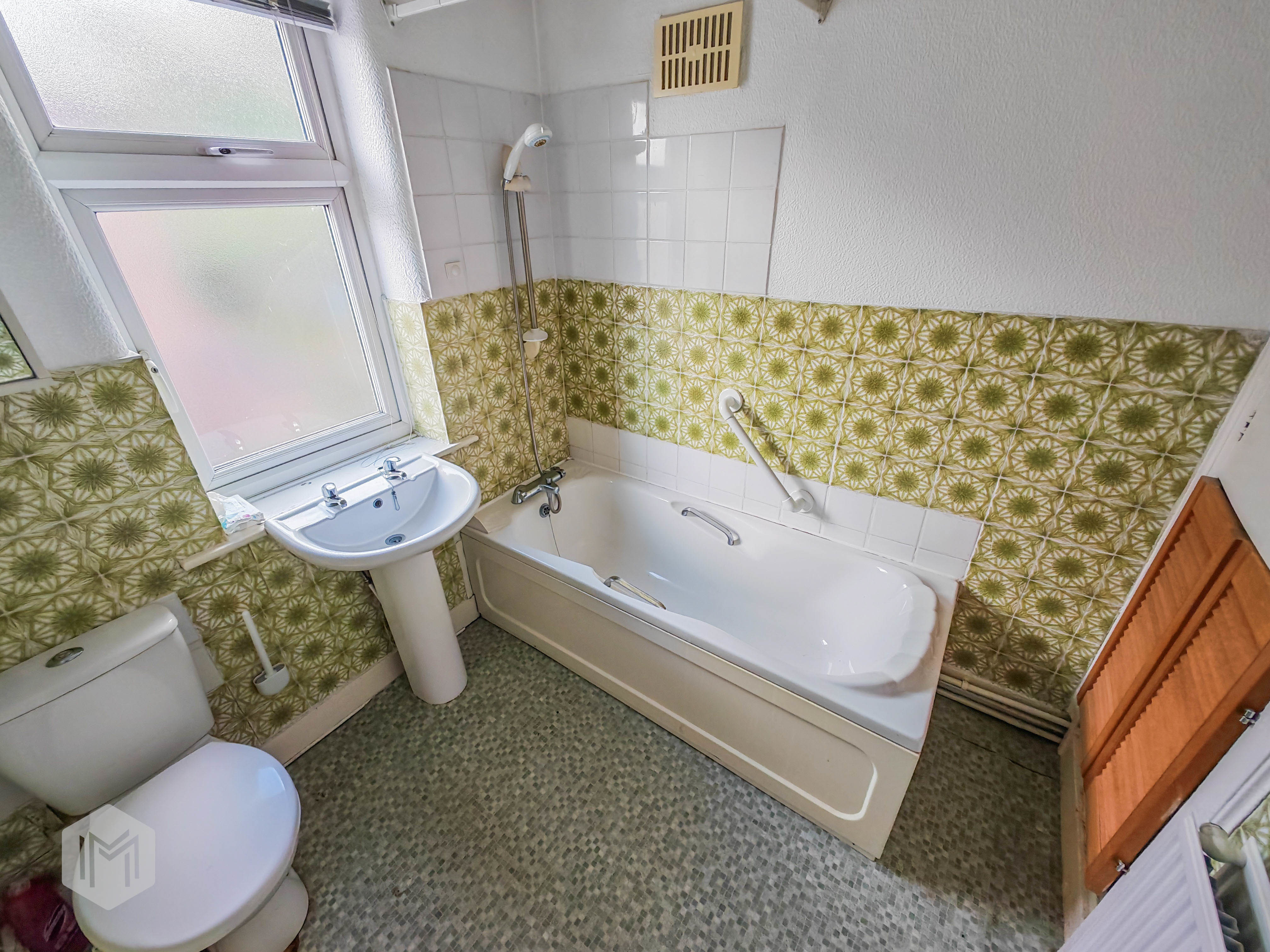 Longfield Avenue, Urmston, M41, photo 15