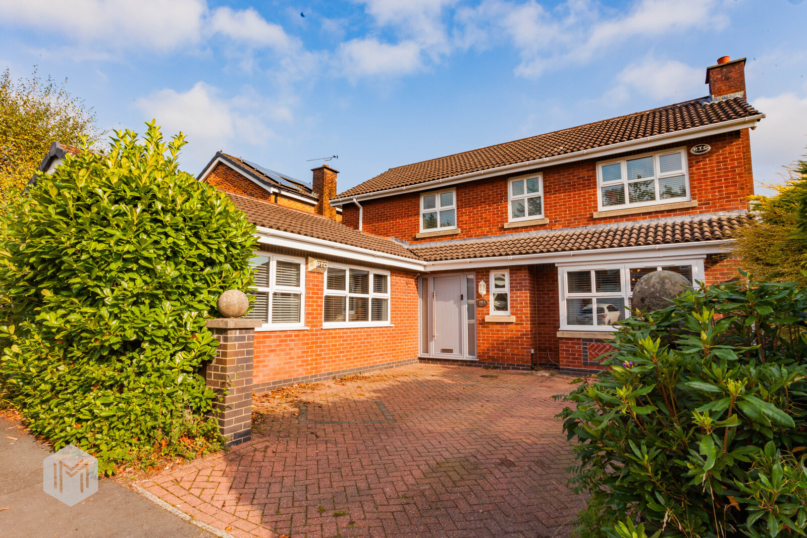 Templecombe Drive, Bolton, BL1