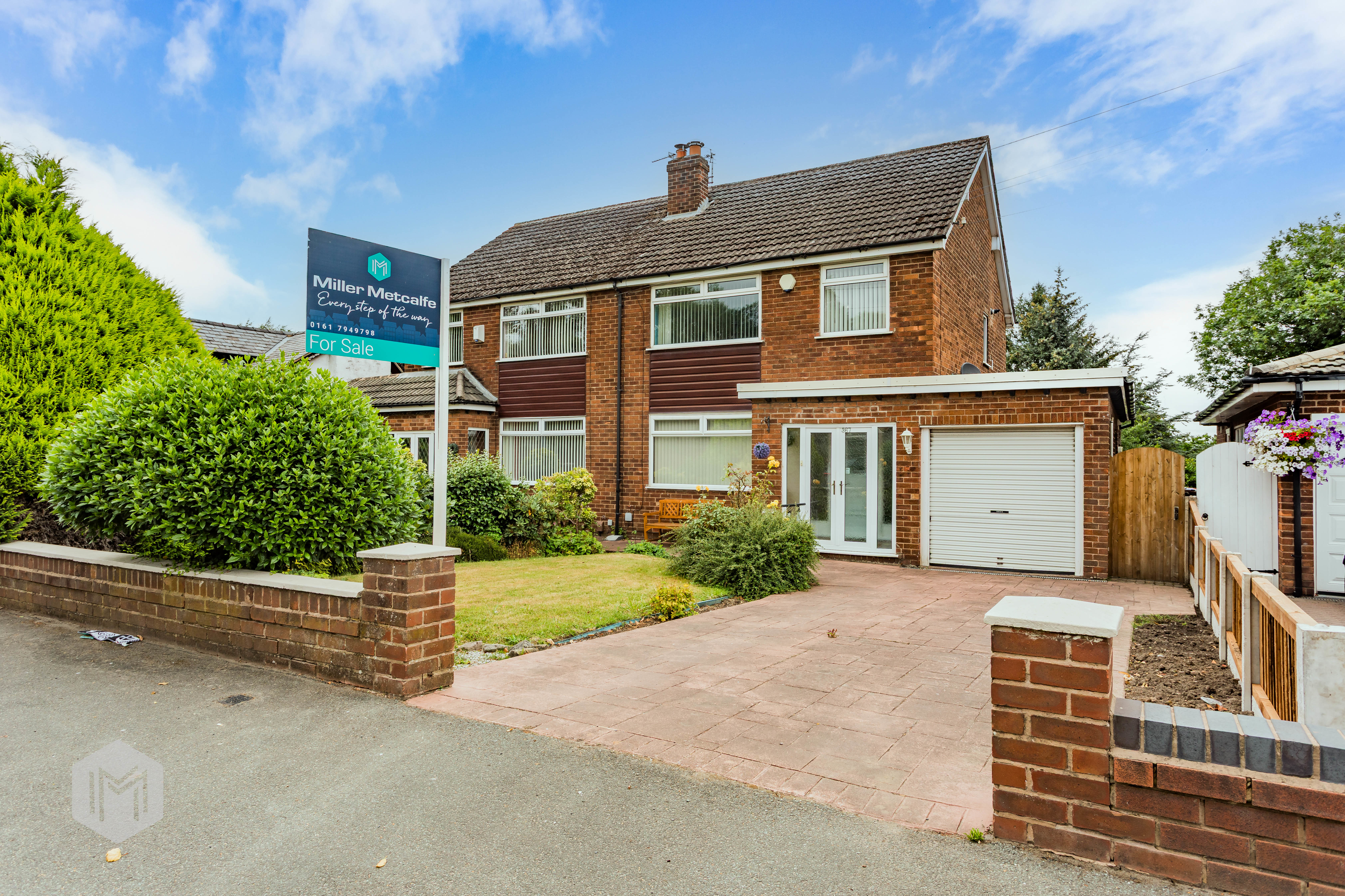 Manchester Road, Swinton, M27