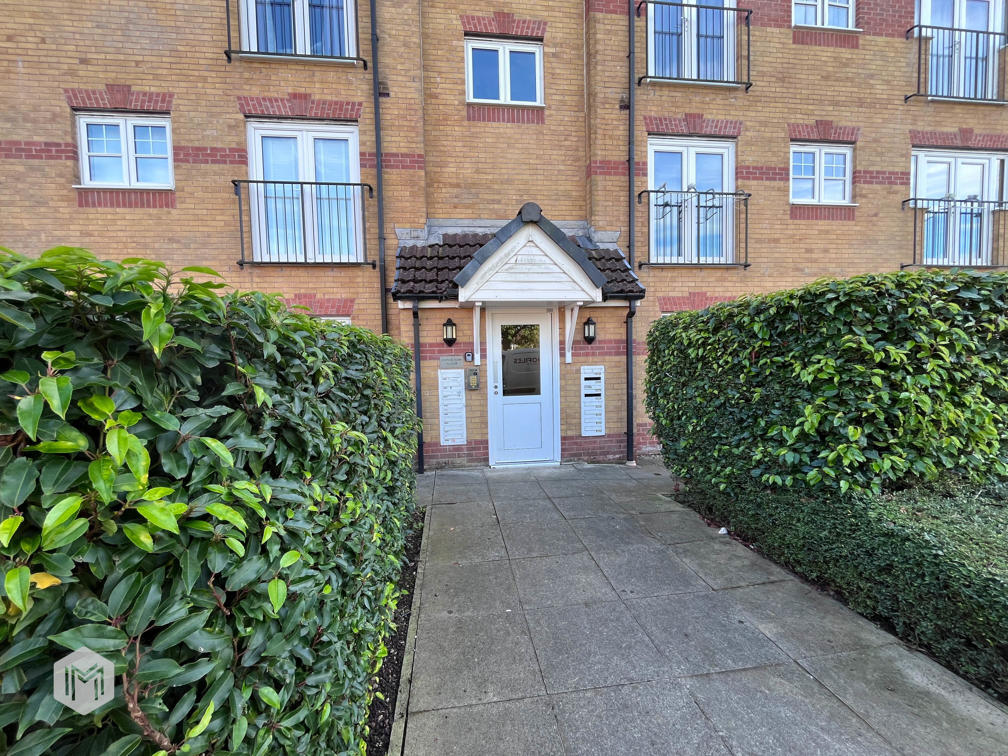 Everside Close, Worsley, M28, photo 5