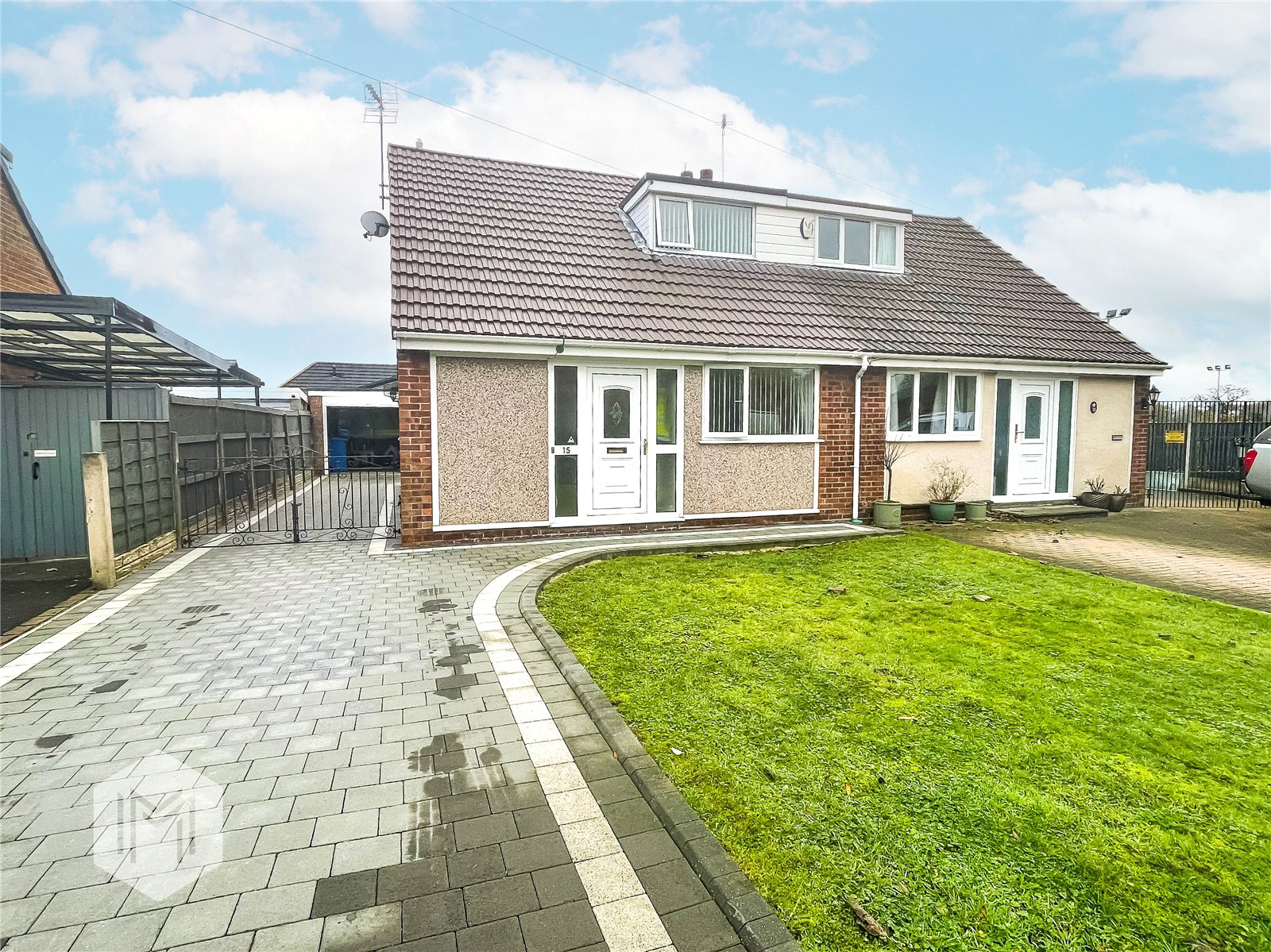 Browmere Drive, Croft, WA3