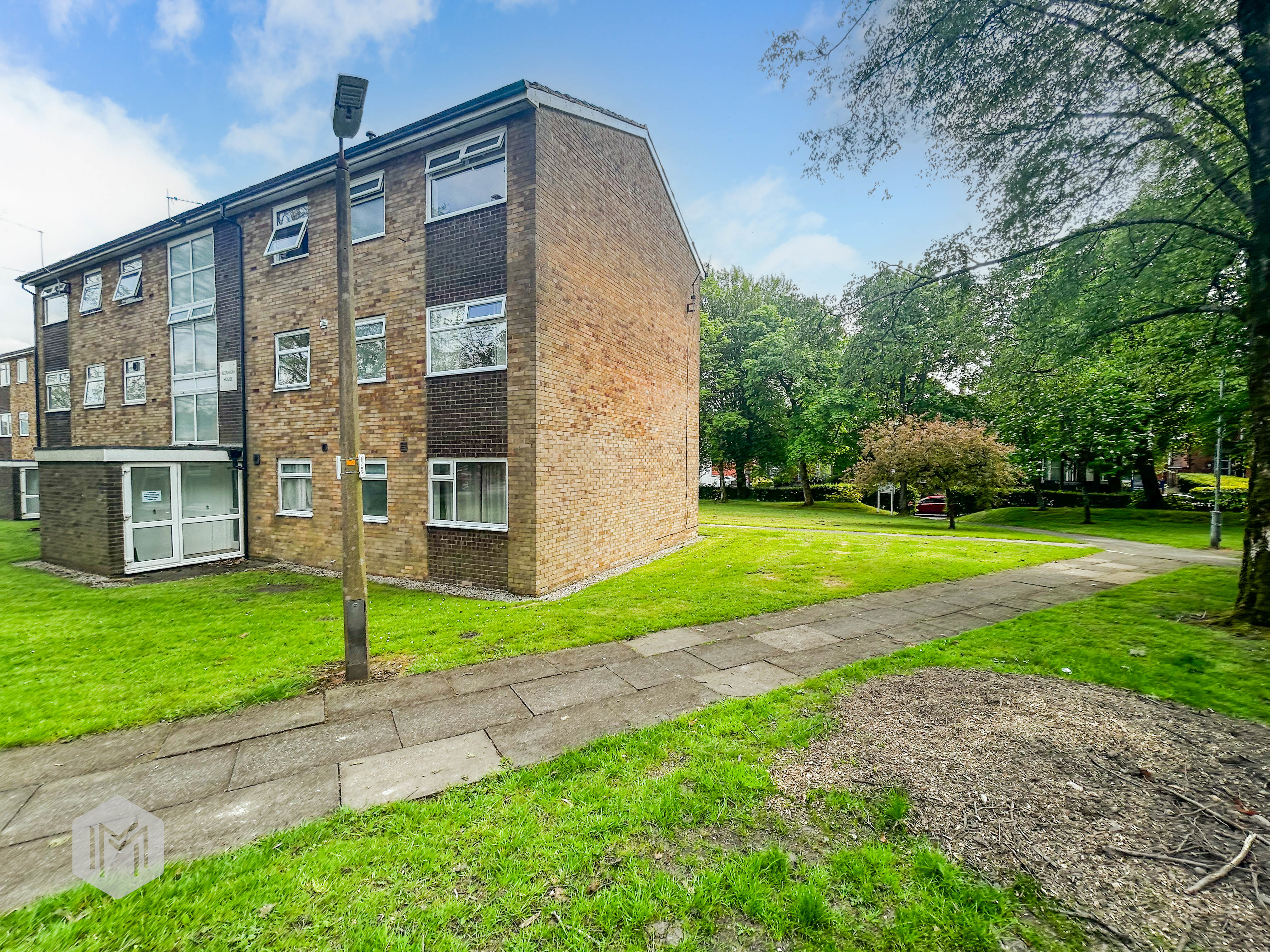 Carslake Avenue, Bolton, BL1