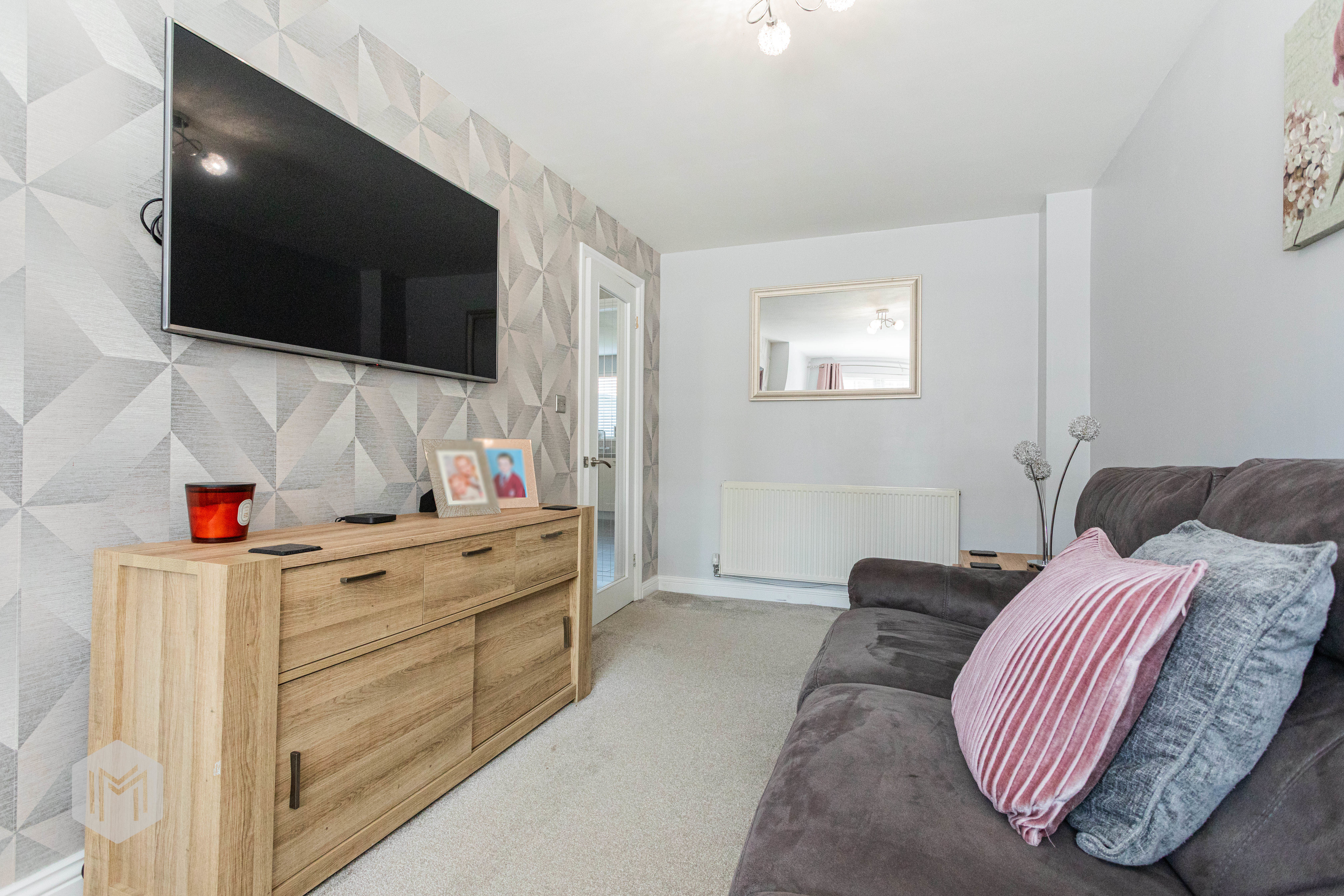 Doulton Close, Platt Bridge, WN2, photo 2