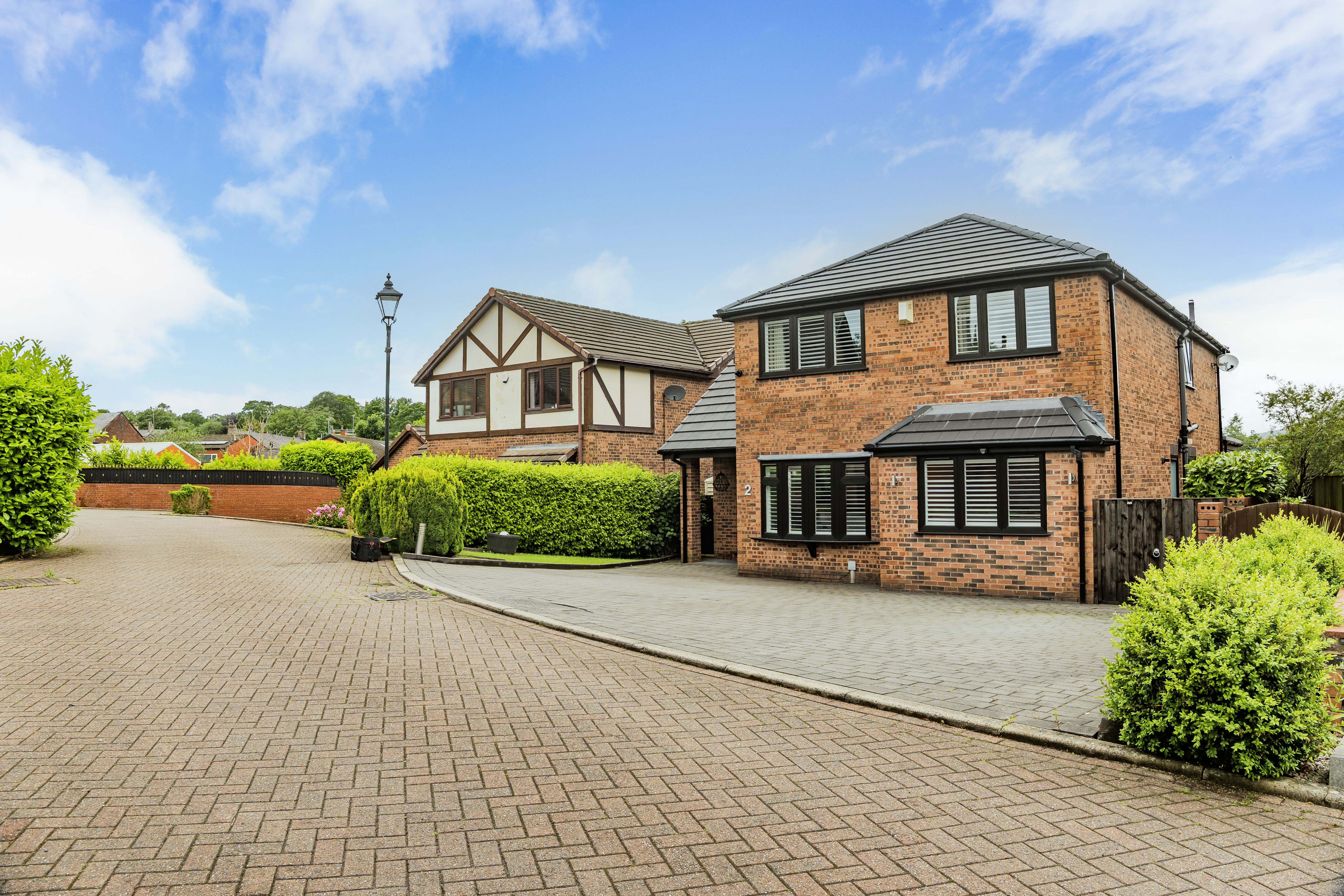 Walshaw Brook Close, Bury, BL8