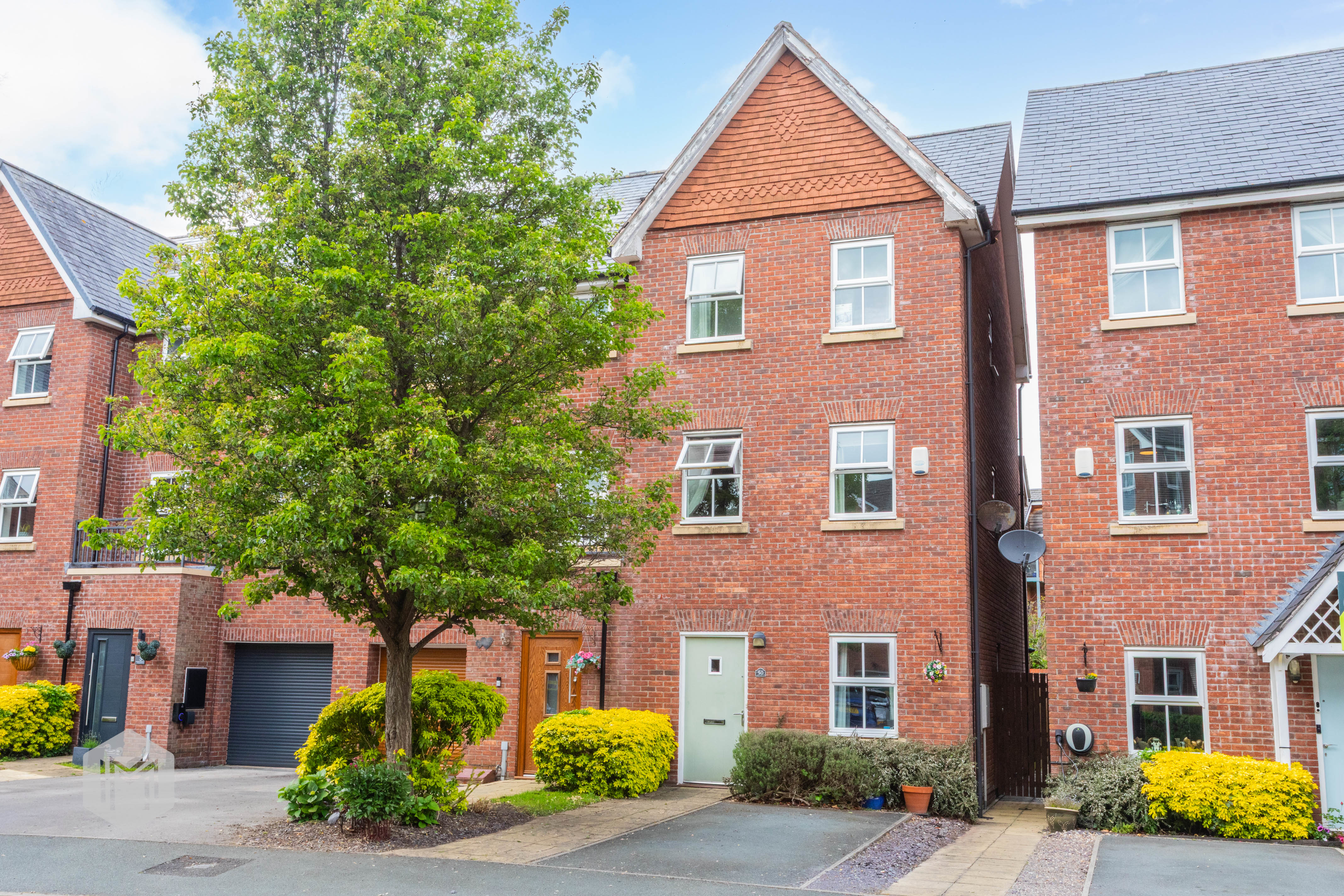 Holywell Drive, Warrington, WA1