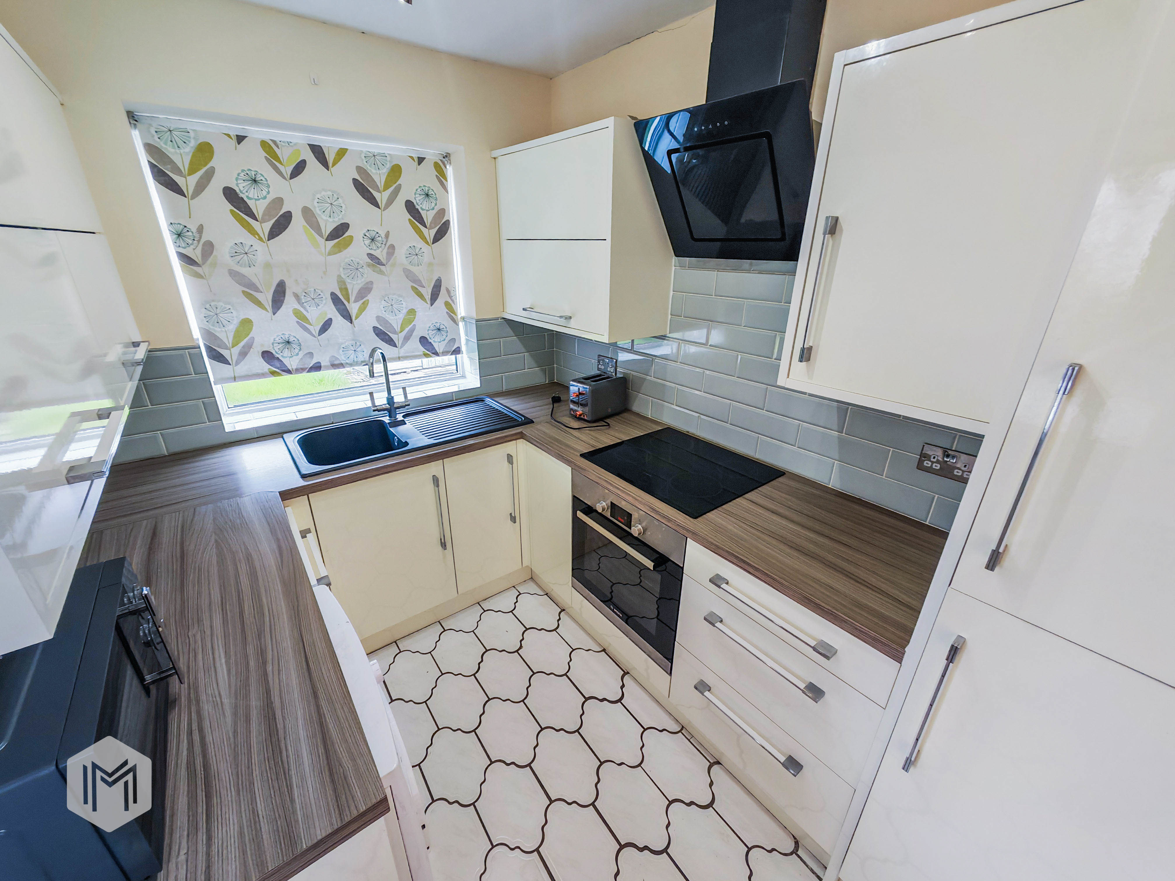 Westwood Drive, Swinton, M27, photo 7